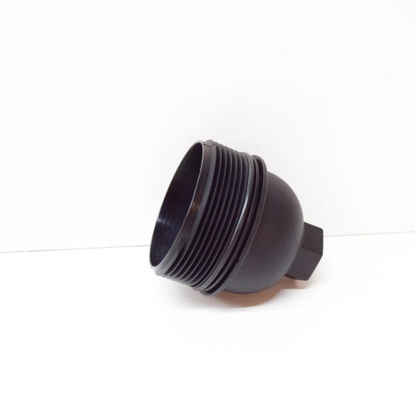 NEW BMW 1 E87 OIL FILTER COVER 11427802118 7802118 ORIGINAL