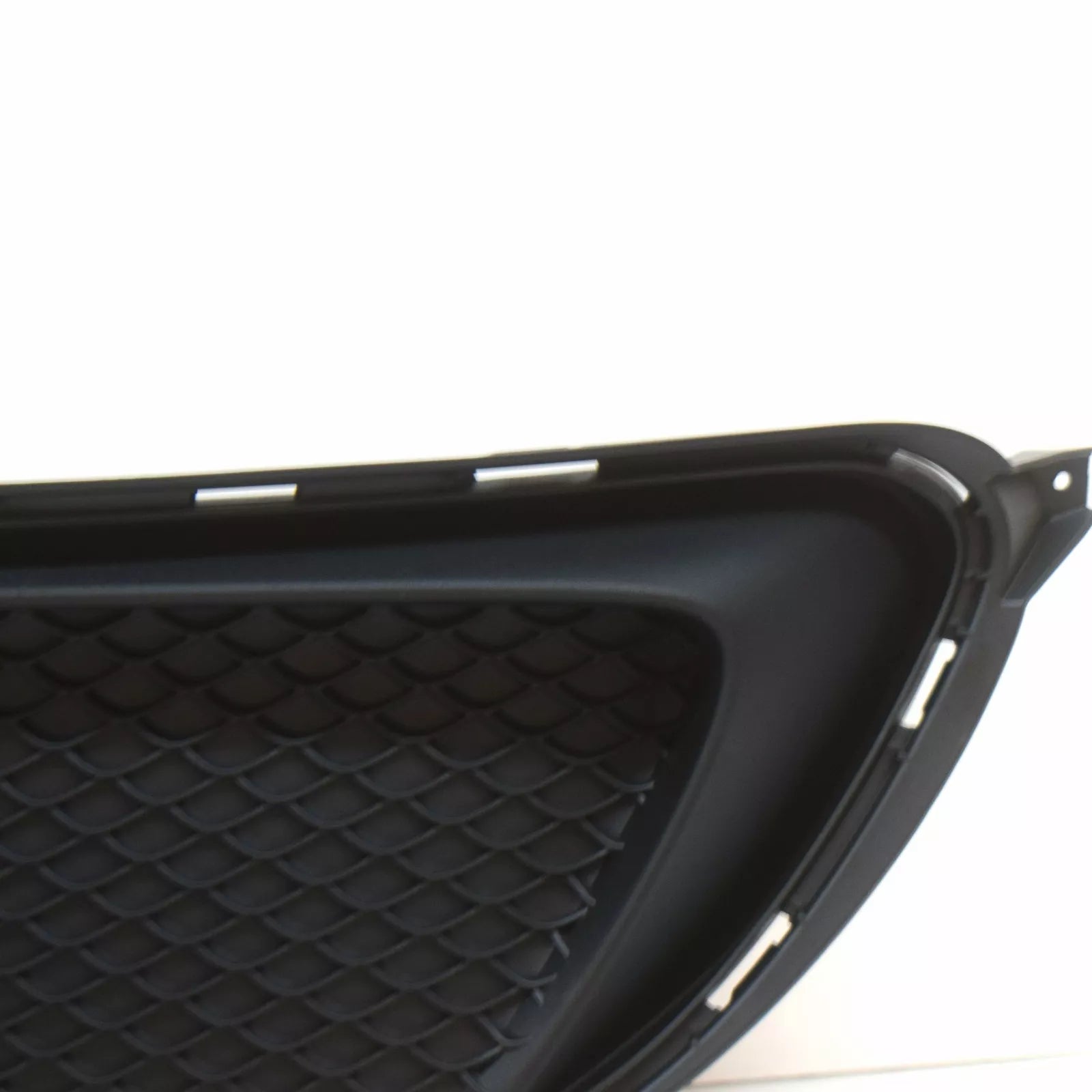 NEW MB CLA C117 FRONT BUMPER GRILLE SET A1178857600 A1178857500 ORIGINAL