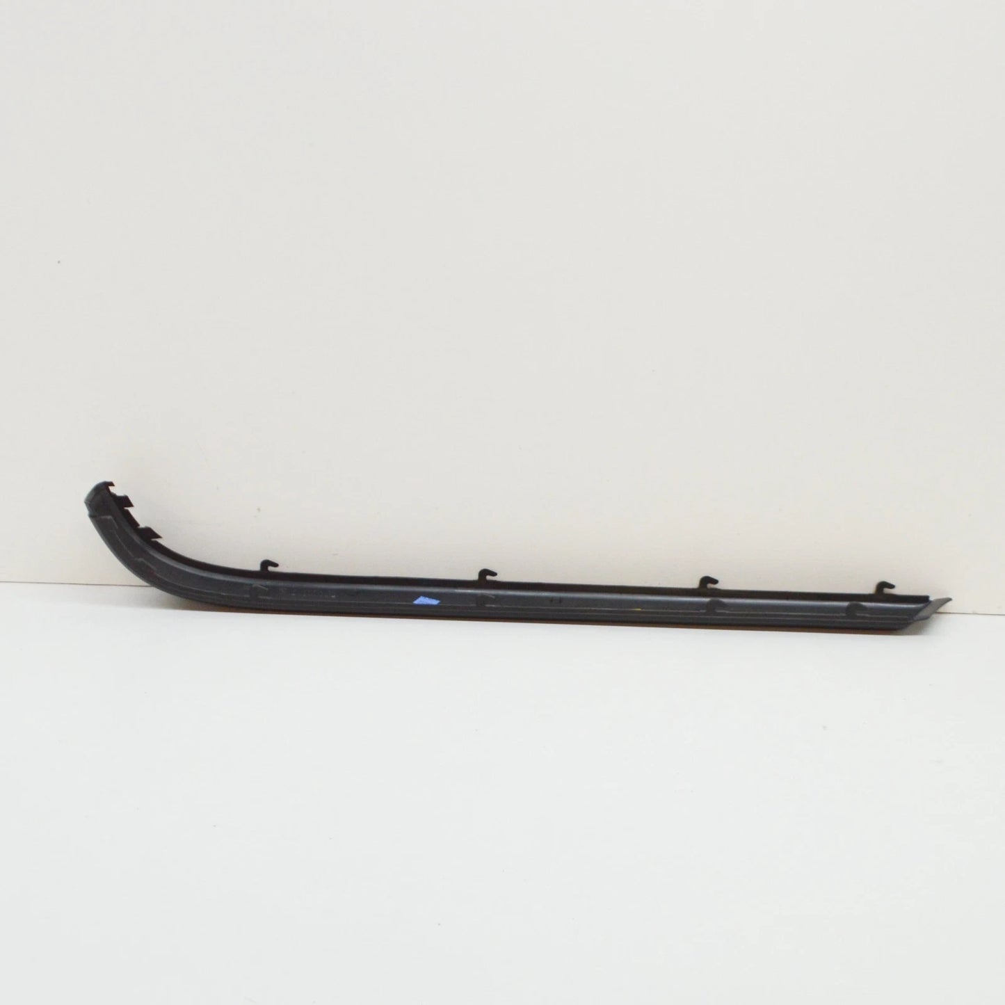 NEW BMW 5 E34 REAR BUMPER LEFT MOULDING 51121944185 ORIGINAL