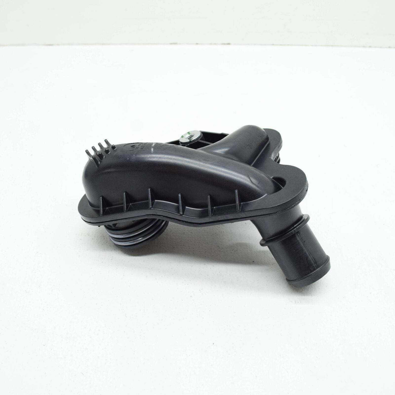 new ford ranger t6 mk3 water pump connecting tube gk2q-8a544-ba 2380746 original