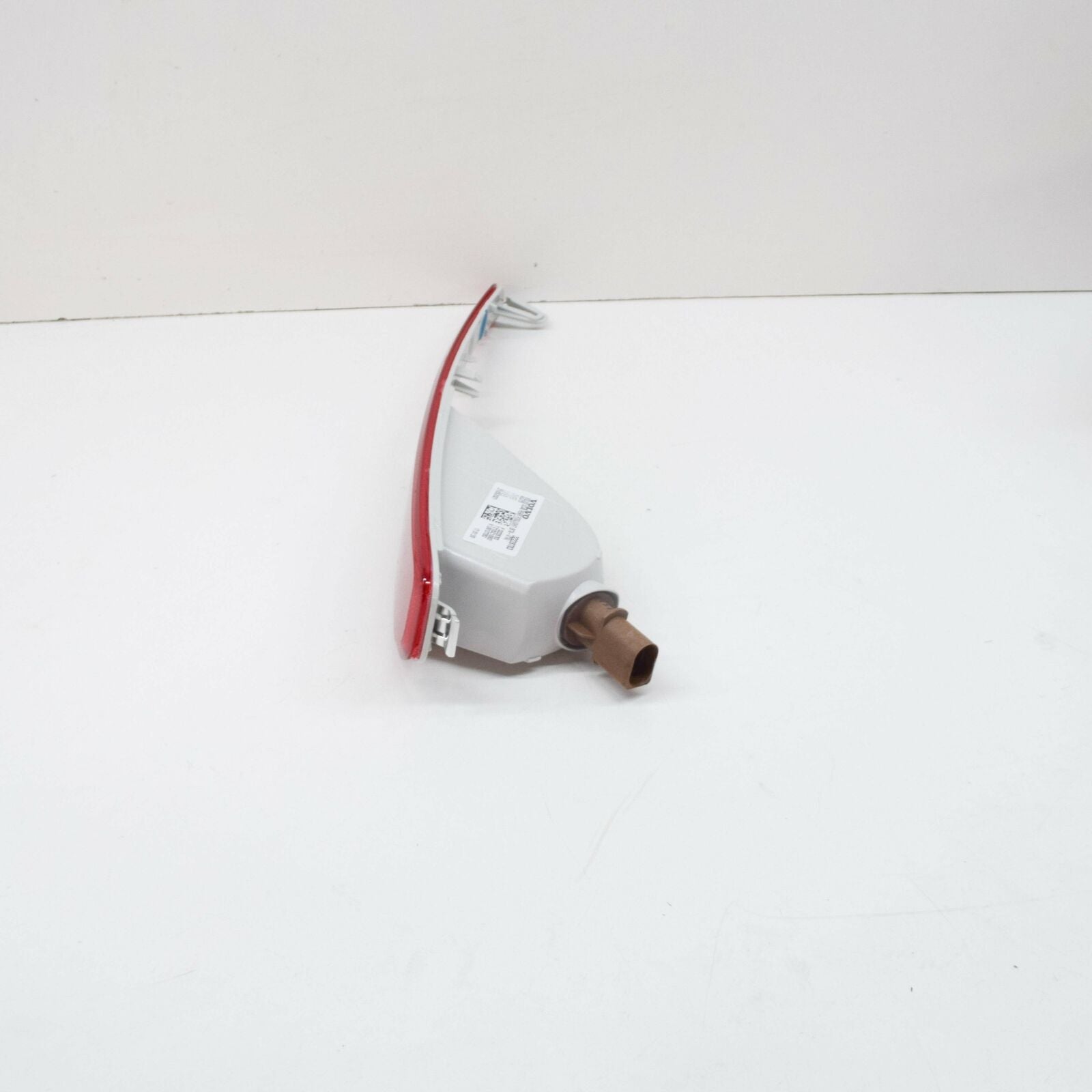 Genuine Volvo Xc40 Rear Right Fog Light Assembly 32228783 Original