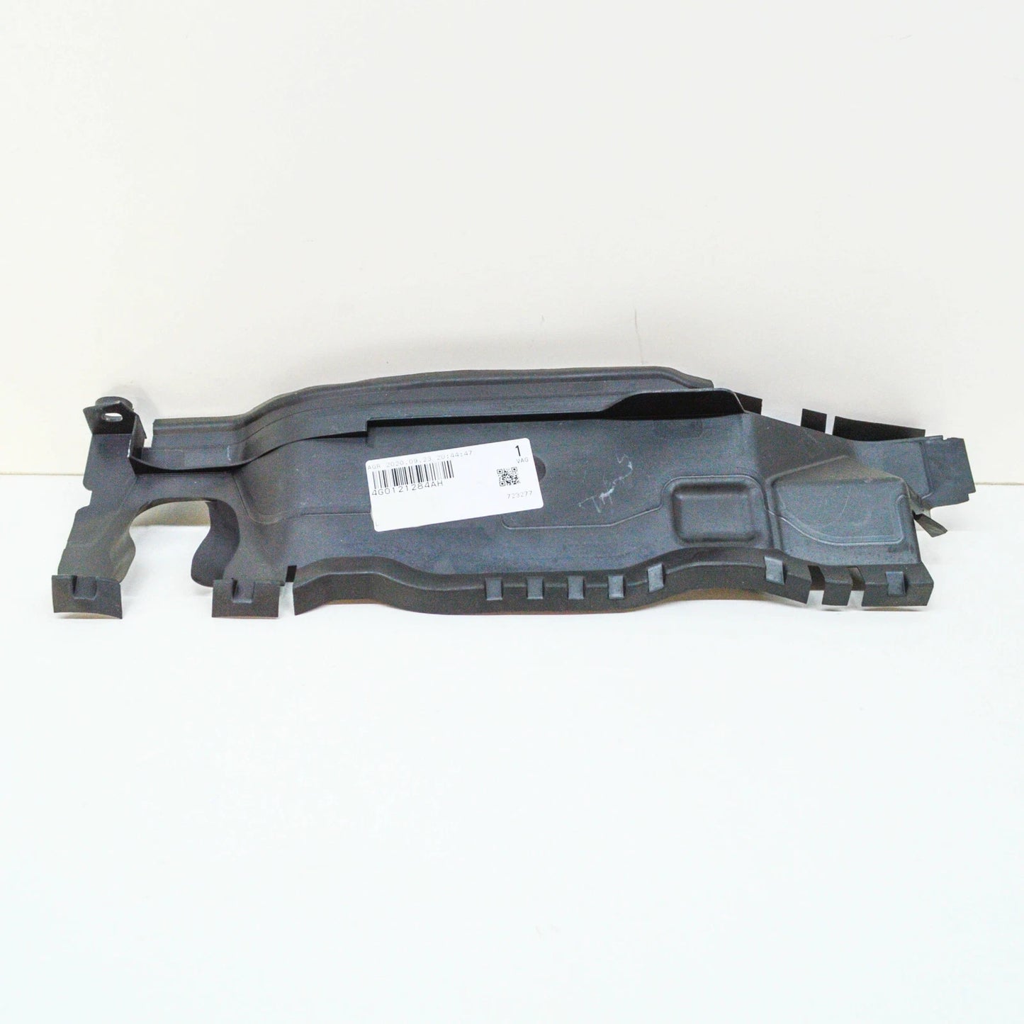 NEW AUDI A7 SPORTBACK 4G8 RADIATOR REAR RIGHT AIR GUIDE 4G0121283AH