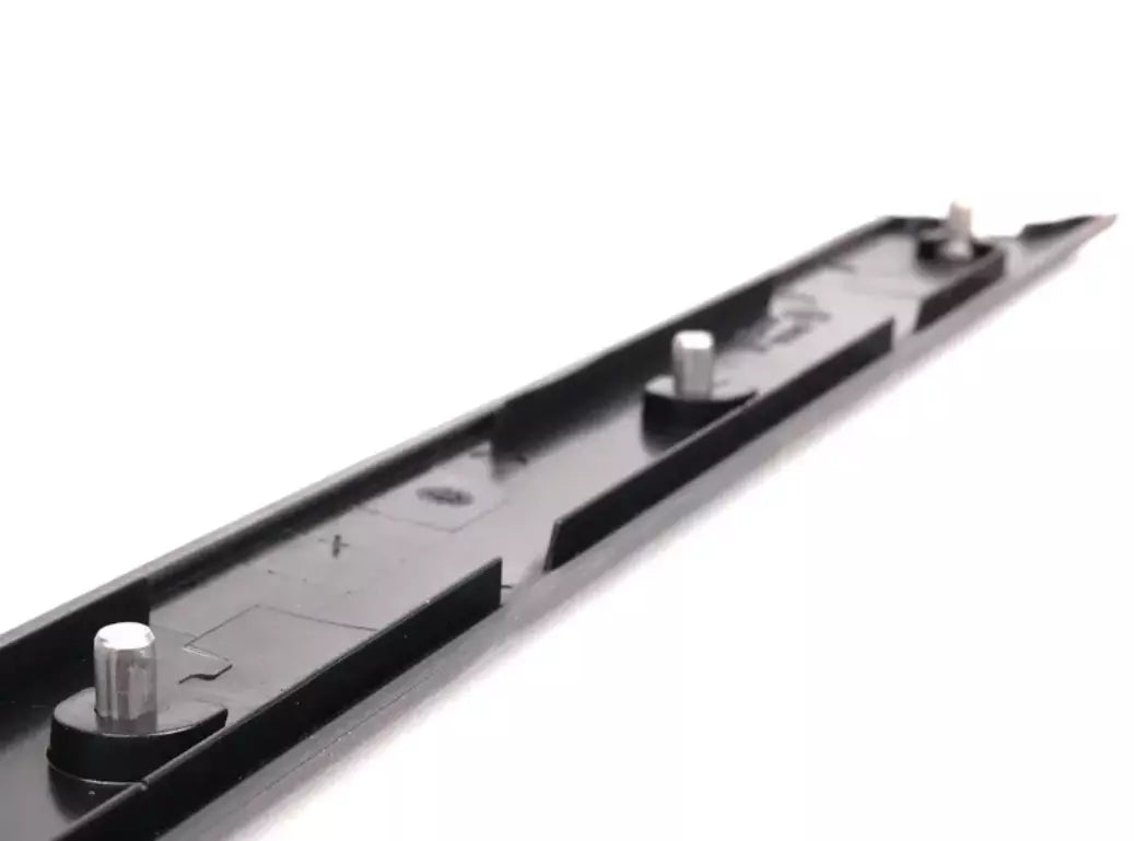 NEW BMW 3 E46 REAR LEFT DOOR DECORATIVE STRIP 51428213995 8213995 ORIGINAL