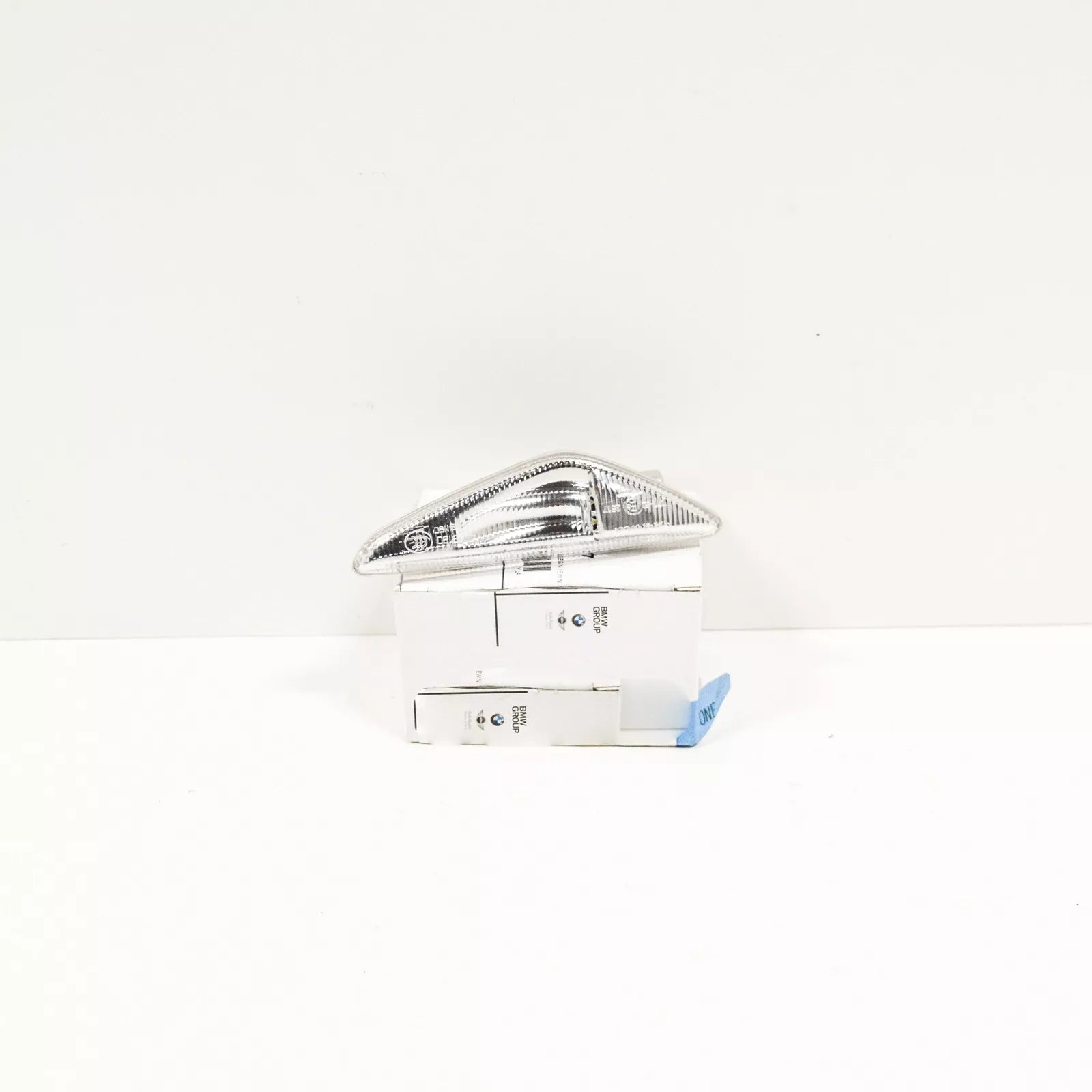 NEW BMW X6 E71 FRONT LEFT ADDITIONAL TURN SIGNAL 63137171007 7171007 ORIGINAL