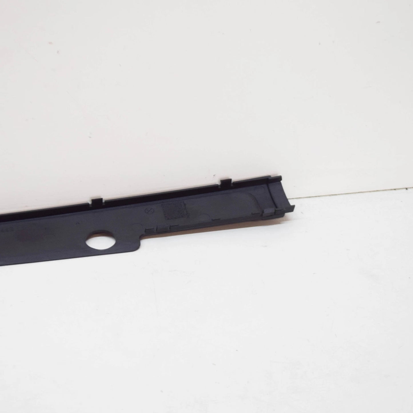 NEW BMW E36 CABRIO COMPACT COUPE SEDAN NUMBER PLATE STRIP 2265632 51112265632