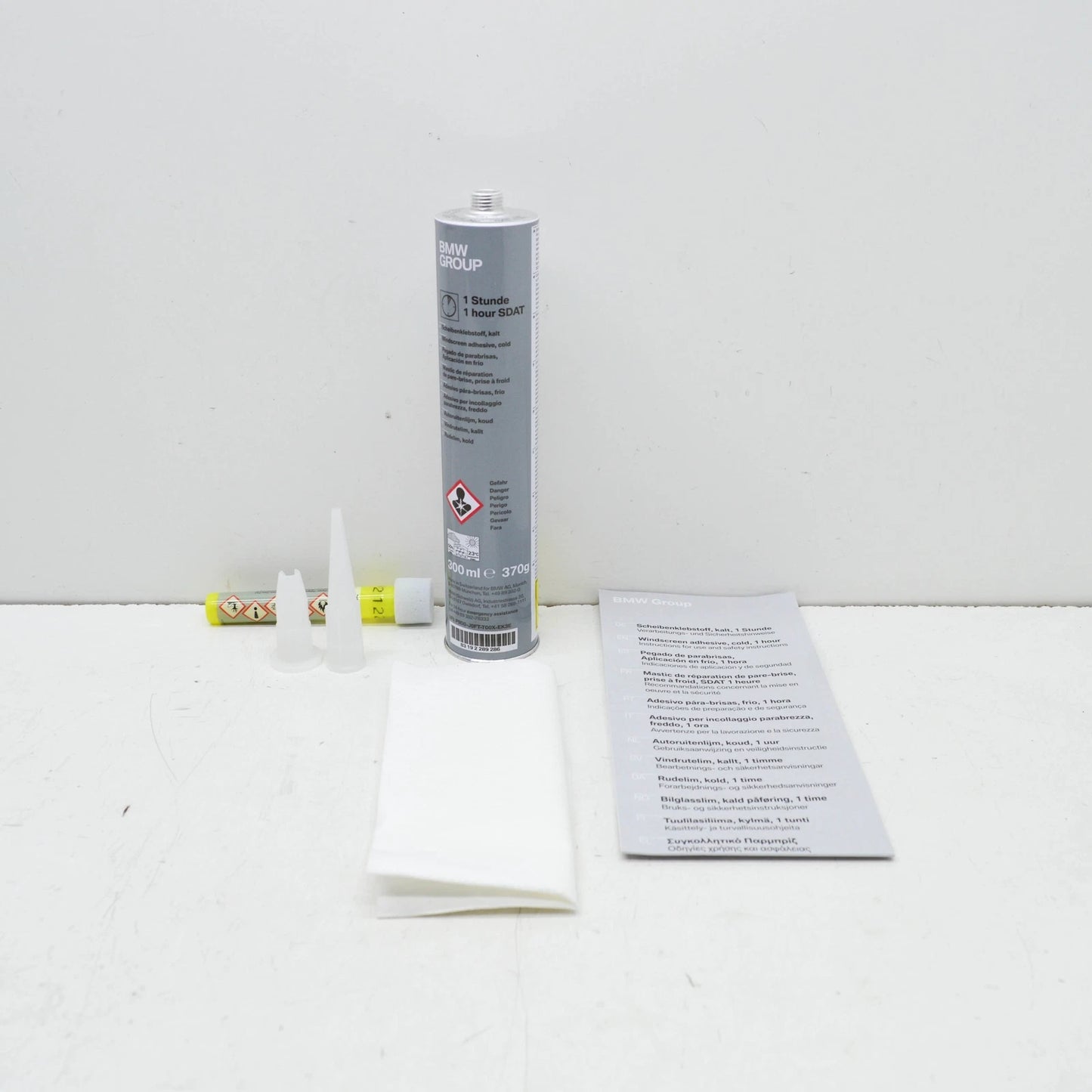 NEW BMW X3 E83 WINDOW GLASS GRAZING KIT 83192289285 ORIGINAL