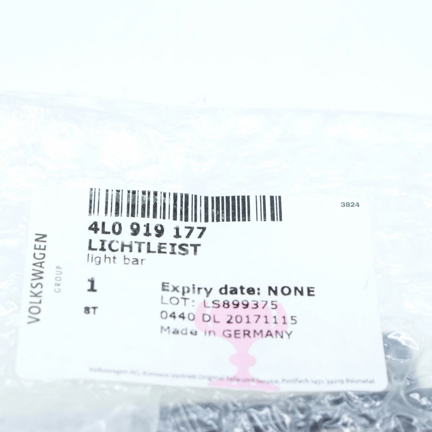 NEW AUDI Q7 4L REAR LEFT DOOR HANDLE LIGHT BAR 4L0919177