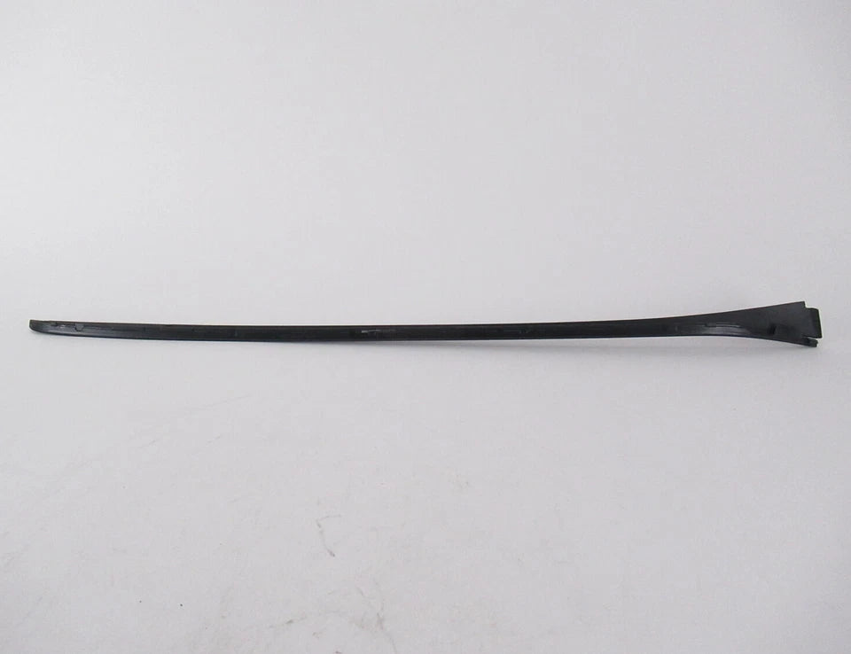 NEW VOLKSWAGEN JETTA A7 MK7 FRONT LEFT WINDSHIELD MOLDING 17A8543275AP ORIGINAL