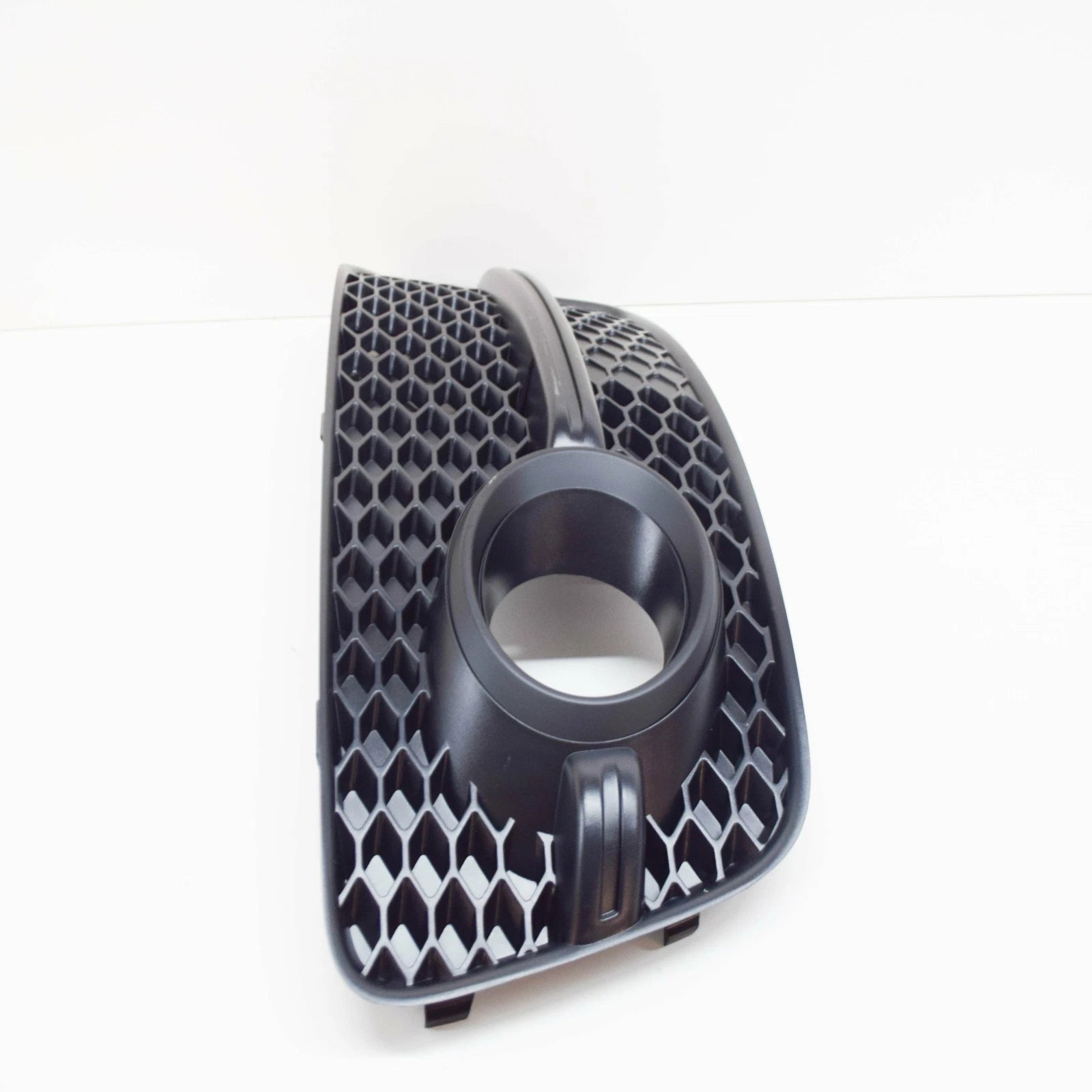 NEW AUDI Q5 8R LEFT FOG LIGHT GRILLE 8R0807681EZDE 2011