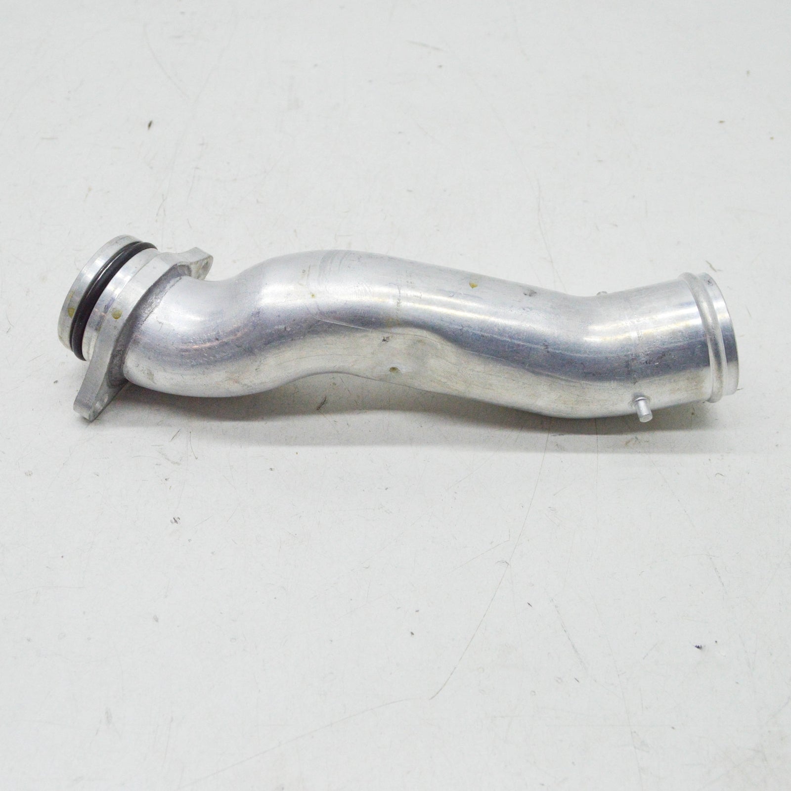 NEW AUDI A6 C8 COOLANT UNION HOSE W SEAL 06M121137AG ORIGINAL