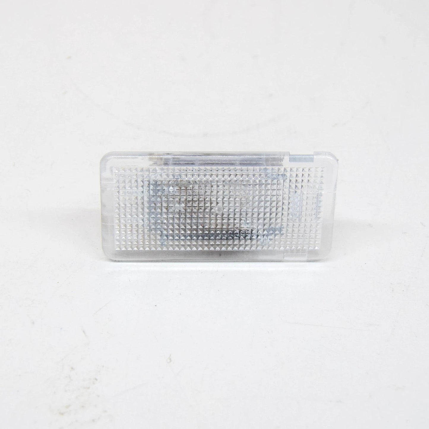 NEW BMW 5 E39 INTERIOR LIGHT LAMP 63318371631 8371631 ORIGINAL