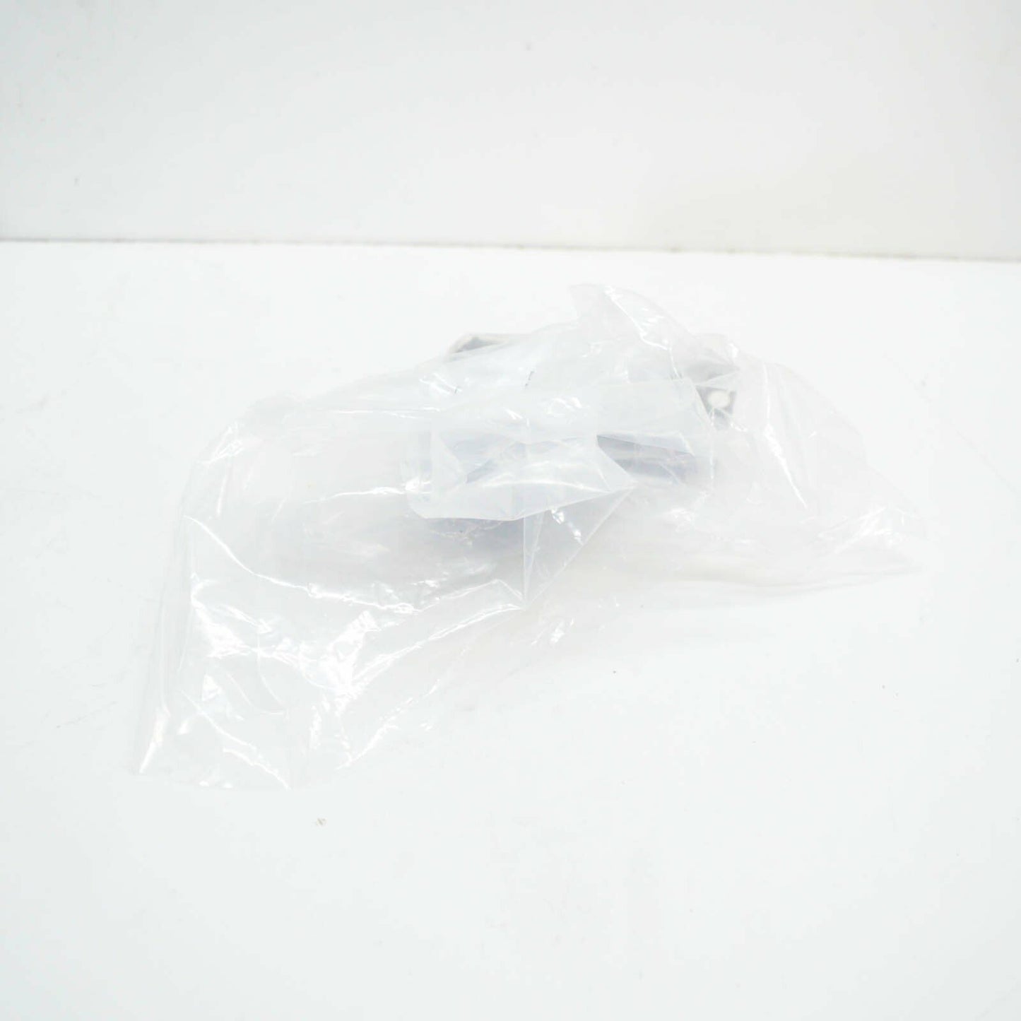 NEW AUDI A3 8V EXHAUST SYSTEM RETAINER 5Q0253144D ORIGINAL