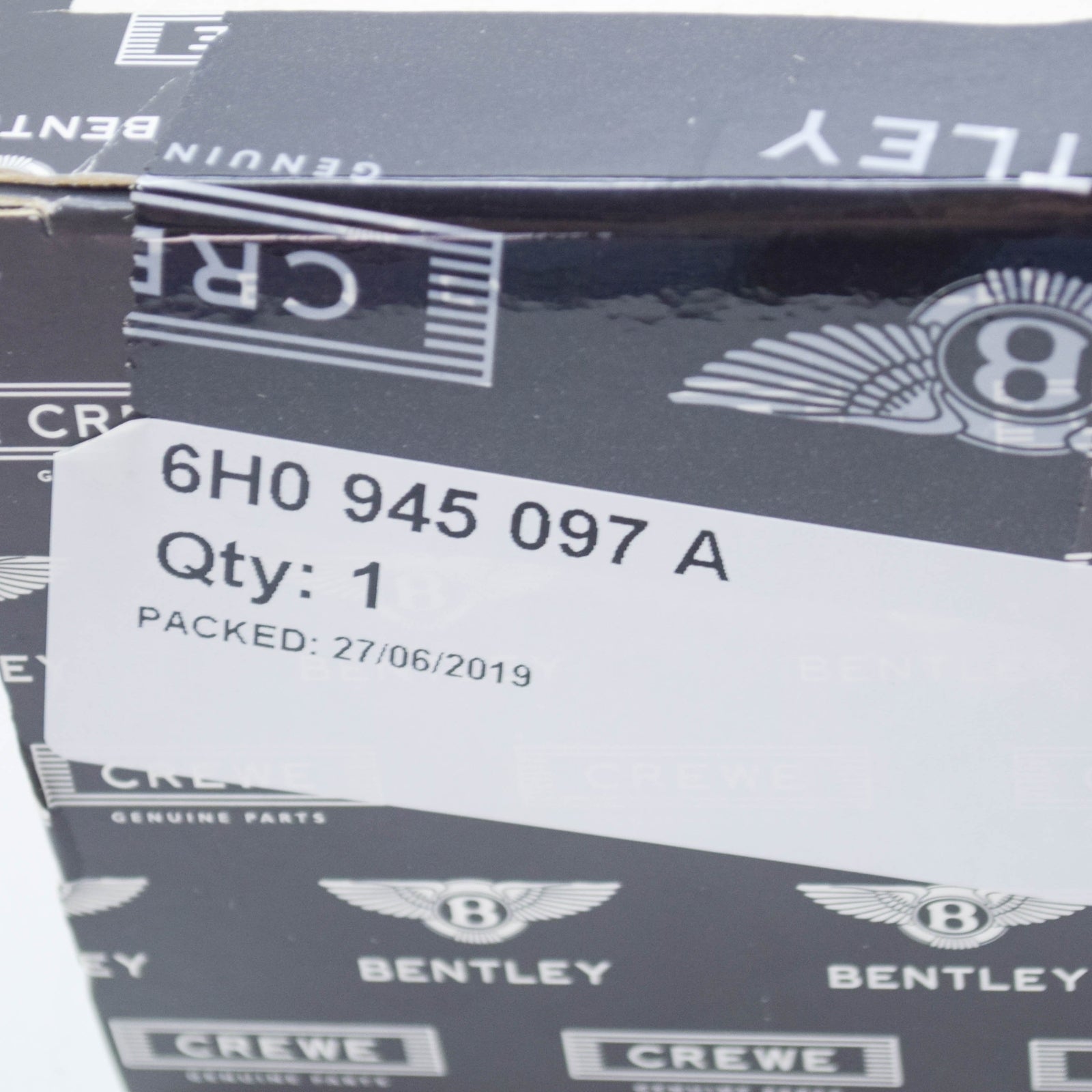 NEW VOLKSWAGEN TRANSPORTER T5 THIRD BRAKE STOP LIGHT 6H0945097A ORIGINAL