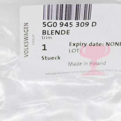 NEW VW GOLF VII 5G MK7 REAR LEFT INNER TAIL LIGHT TRIM 5G0945309D ORIGINAL