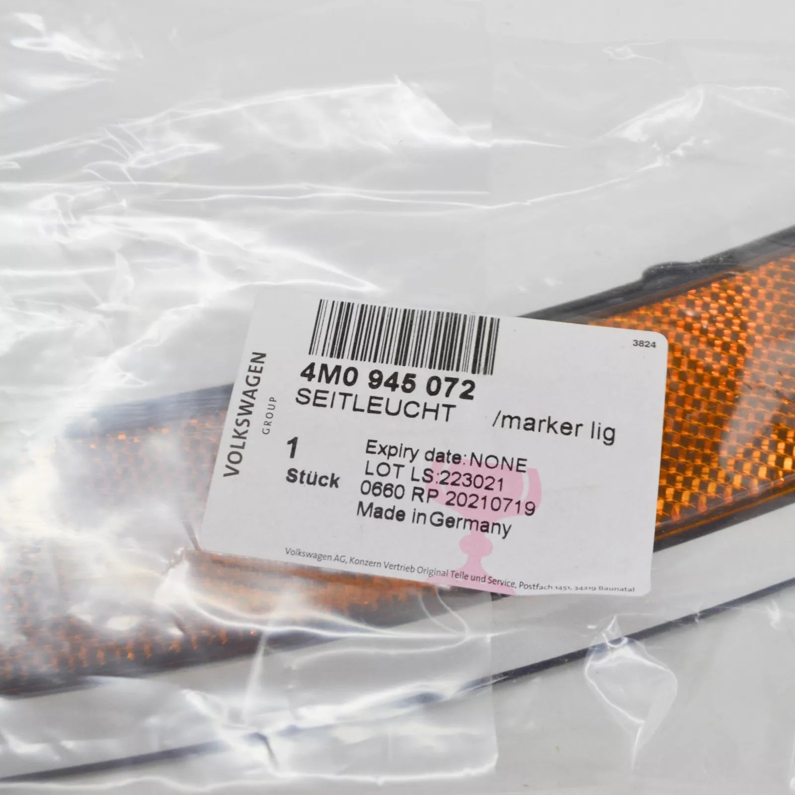 NEW AUDI Q7 4M FRONT RIGHT SIDE REFLECTOR 4M0945072 ORIGINAL