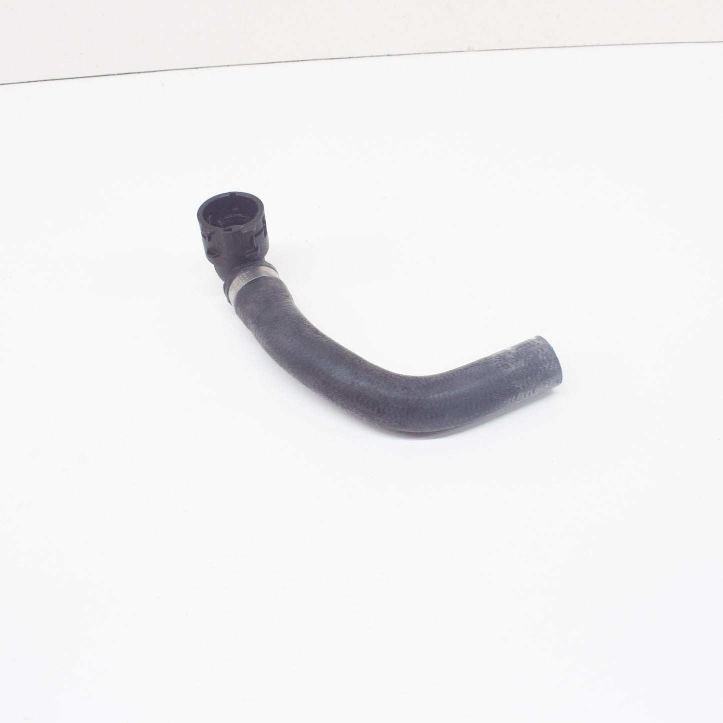 NEW MERCEDES-BENZ SPRINTER W907 COOLER COOLANT FILLING HOSE A9075010200 ORIGINAL