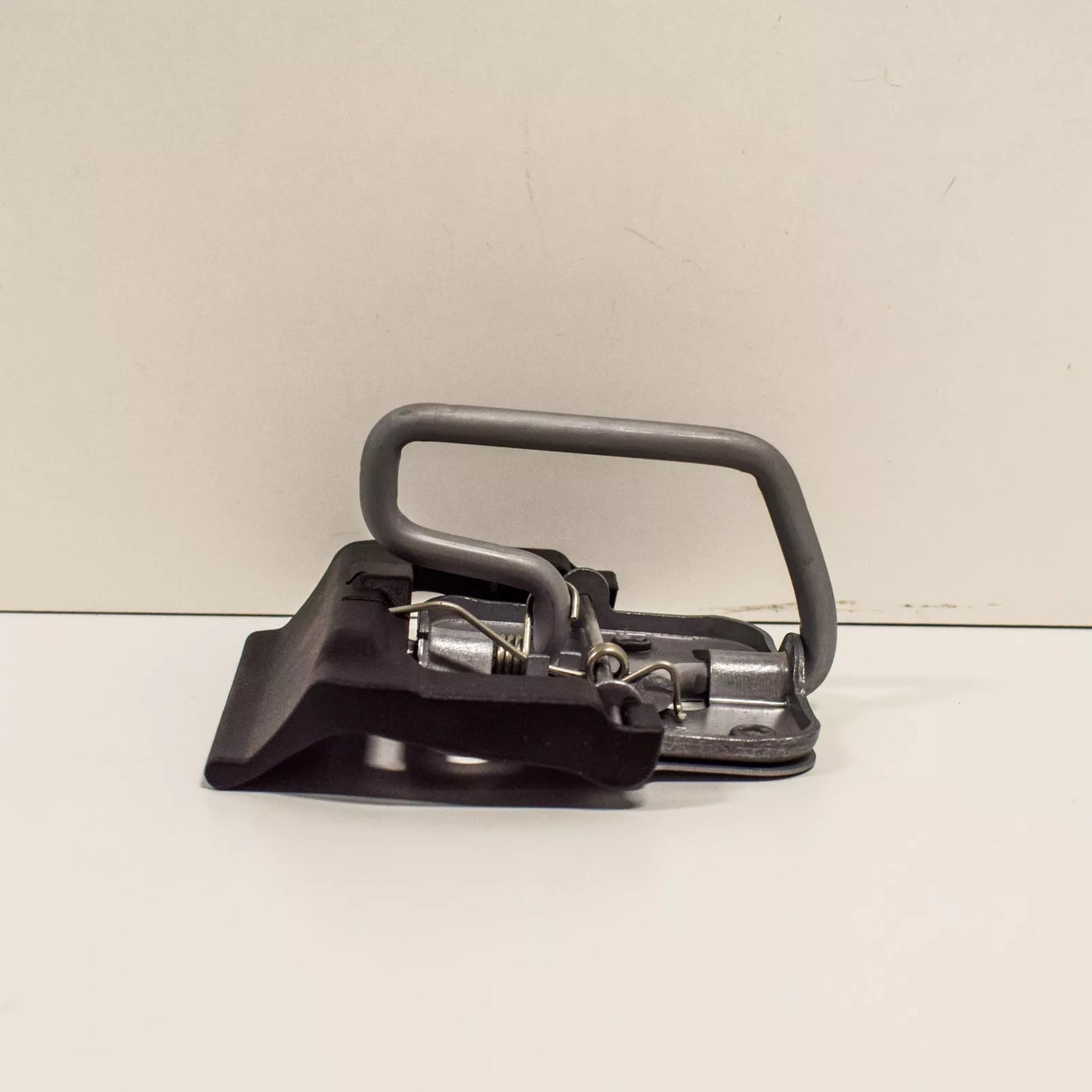 NEW VOLKSWAGEN TIGUAN MK1 FRONT BONNET HOOD SAFETY CATCH 5NA823186C