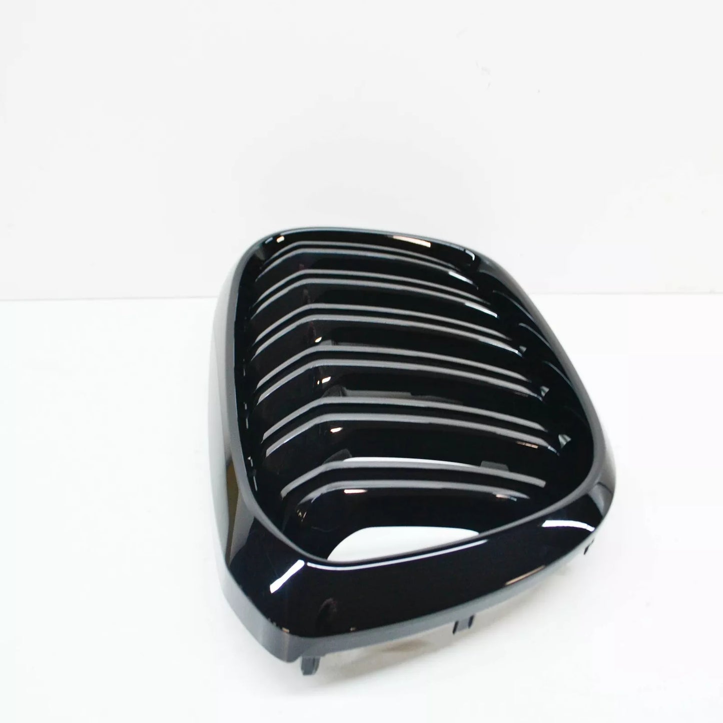 NEW BMW X3 G01, F97 FRONT RIGHT BUMPER GRILL 8098088 51118098088 ORIGINAL
