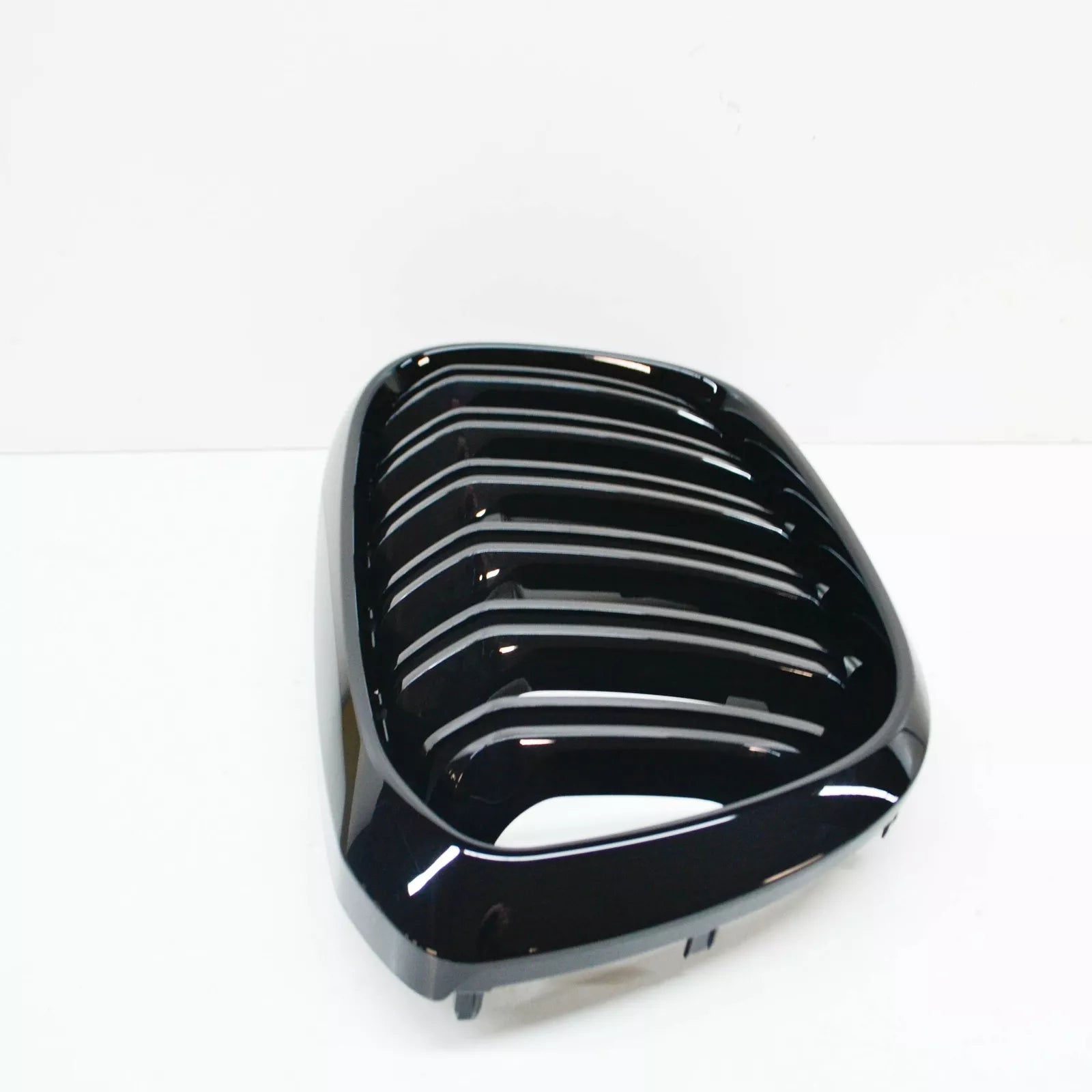 NEW BMW X3 G01, F97 FRONT RIGHT BUMPER GRILL 8098088 51118098088 ORIGINAL
