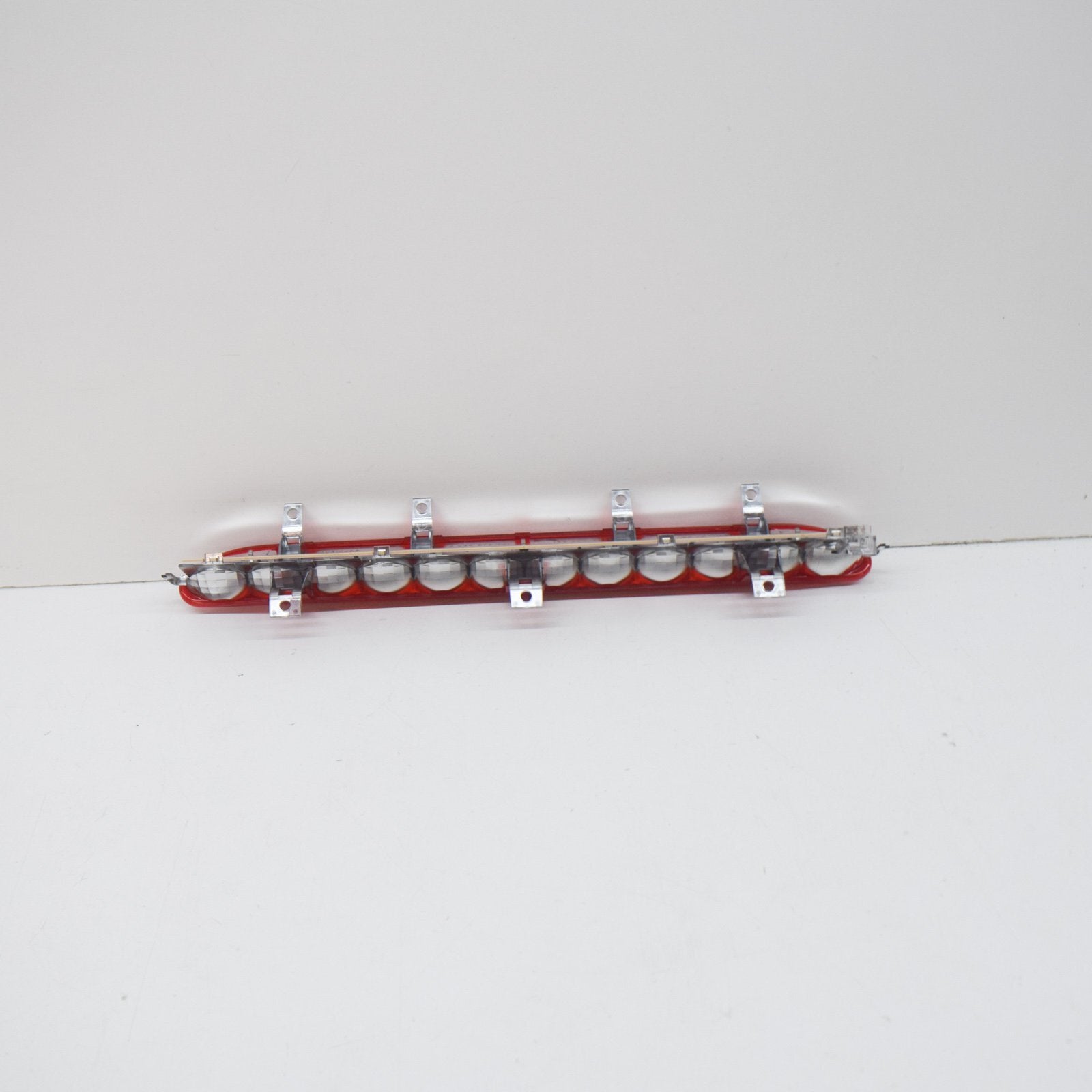 NEW VOLKSWAGEN EOS THIRD ADDITIONAL STOP LIGHT 1Q0945097B 2007 ORIGINAL