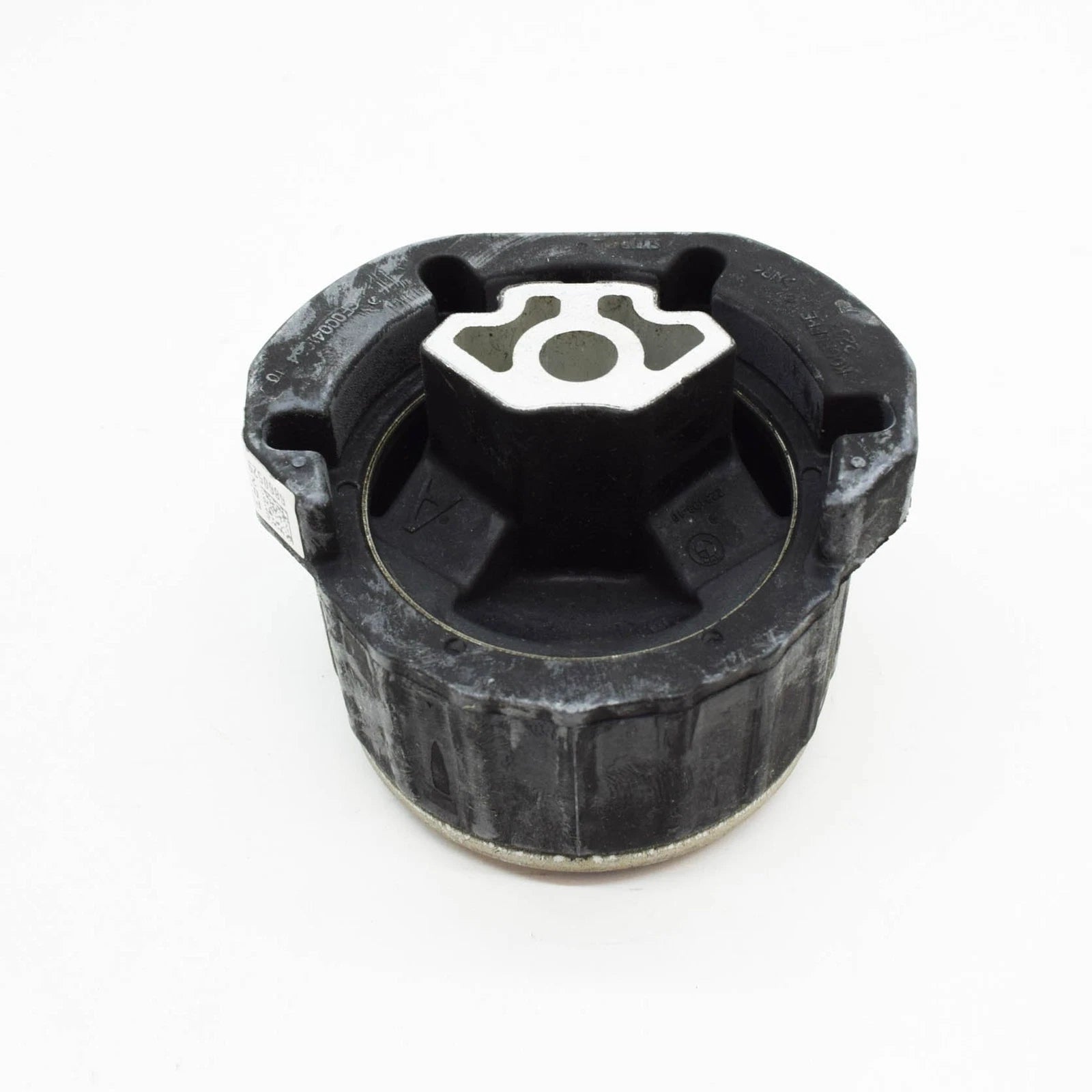 NEW BMW 5 G30 AUTOMATIC TRANSMISSION GEARBOX MOUNT 22326860529 6860529 ORIGINAL