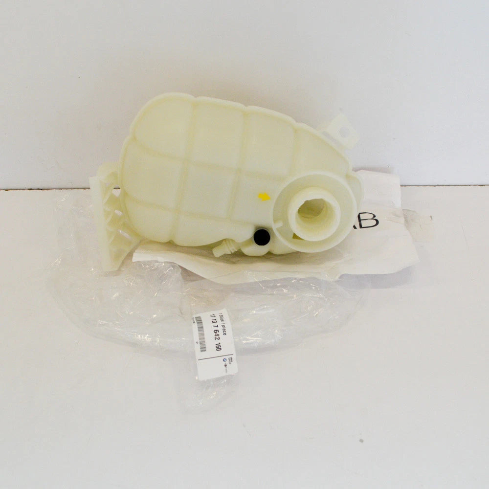 NEW BMW F20 F21 F22 F30 F31 F32 F34GT COOLANT EXPANSION TANK 7642160