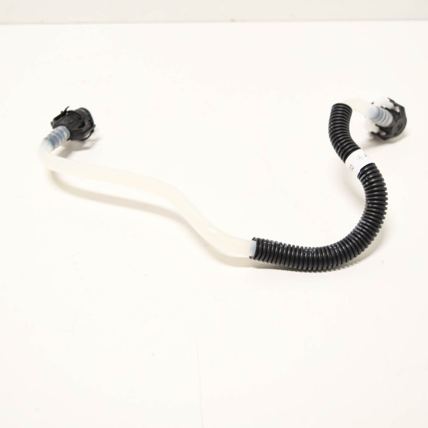 NEW MERCEDES-BENZ SPRINTER 903 FUEL PIPE LINE A6110701932 ORIGINAL