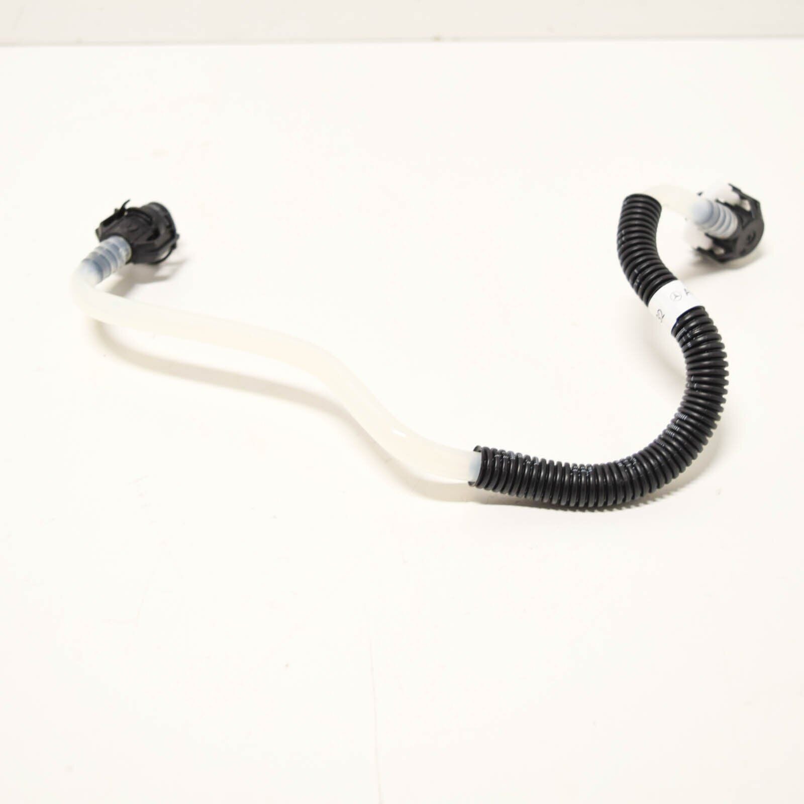 NEW MERCEDES-BENZ SPRINTER 903 FUEL PIPE LINE A6110701932 ORIGINAL