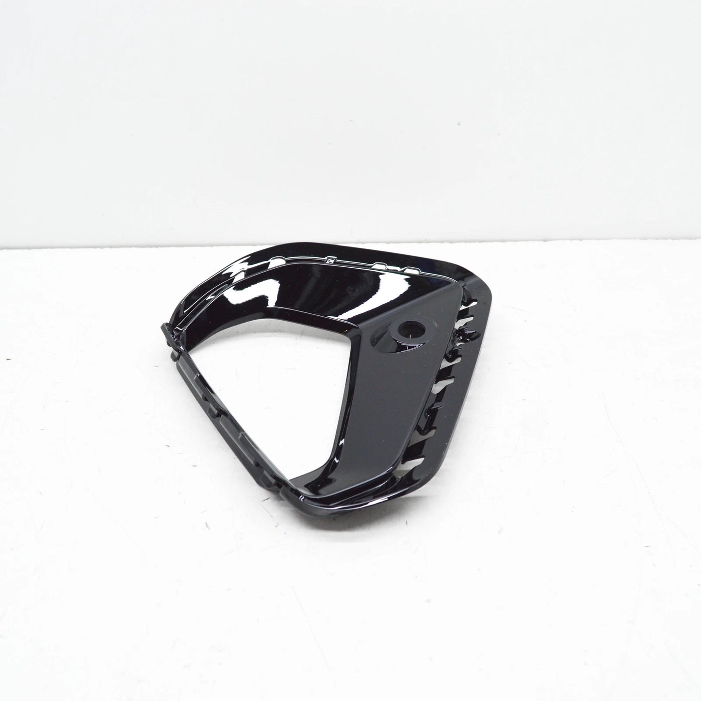 NEW AUDI E-TRON SPORTBACK GEA FRONT LEFT AIR DUCT TRIM 4KE121735CY9B