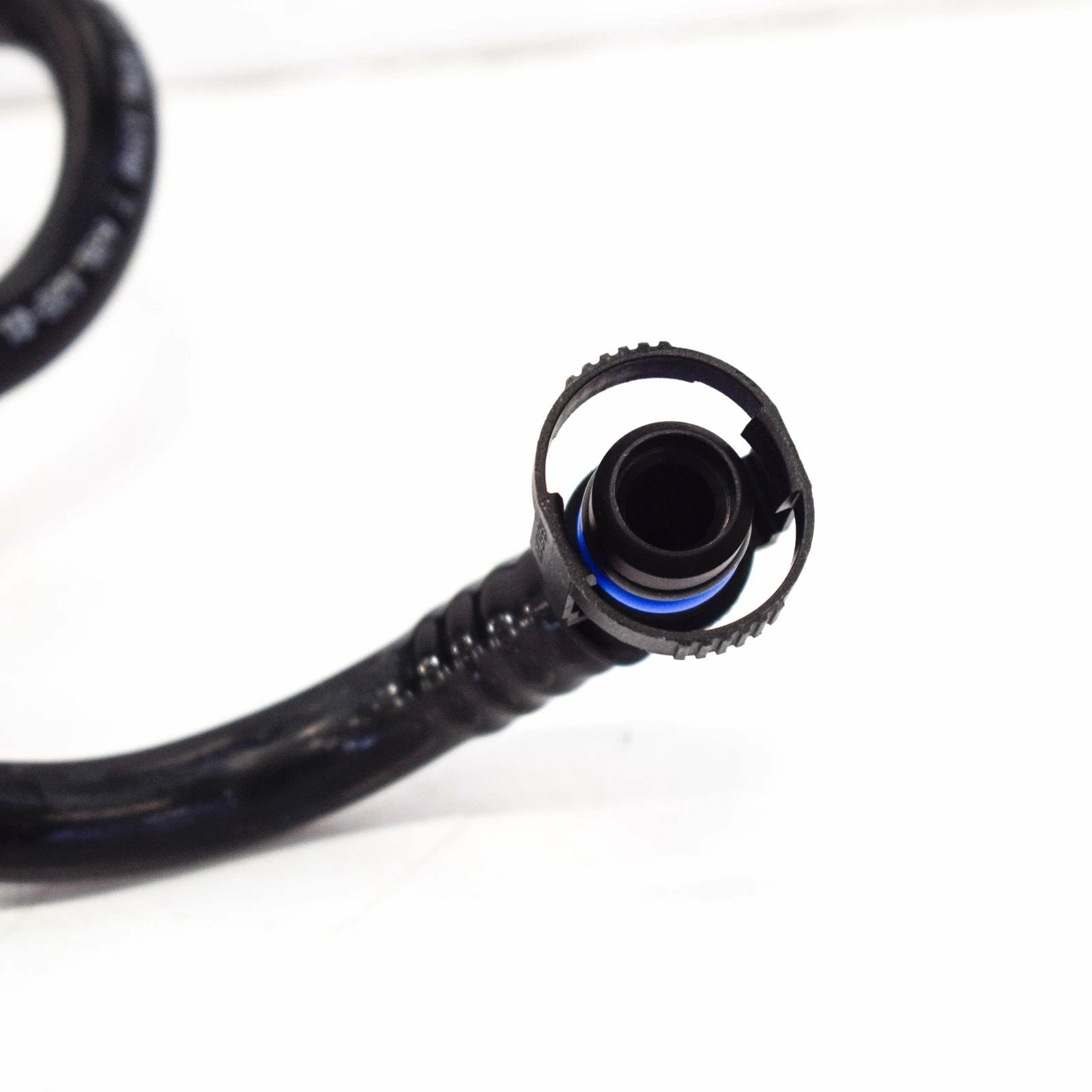 NEW BMW 5 GRAN TURISMO F07 FUEL TANK CONNECTING LINE 13907636138 ORIGINAL