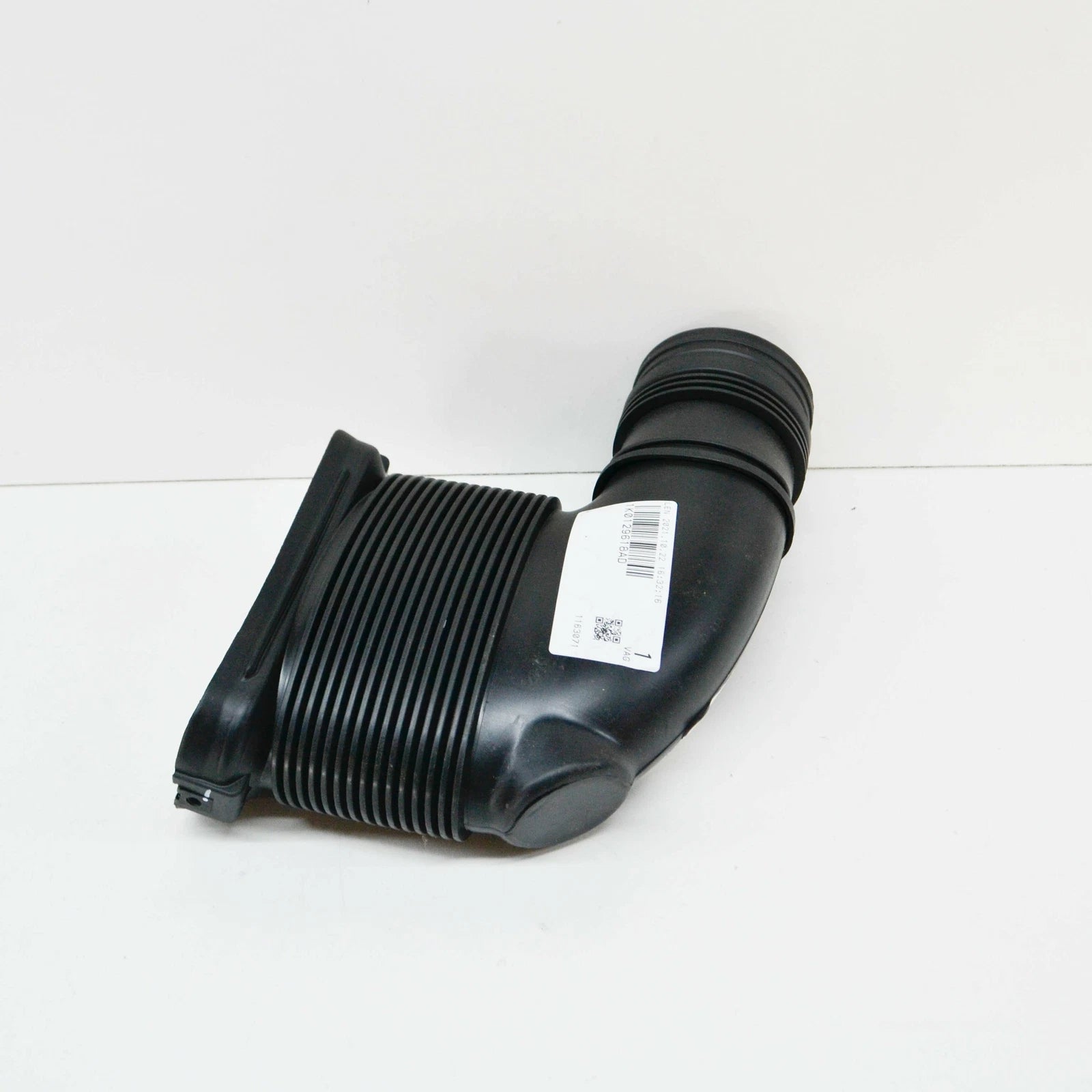 NEW VOLKSWAGEN JETTA MK6 AIR INTAKE HOSE 1K0129618AD 2.5 PETROL