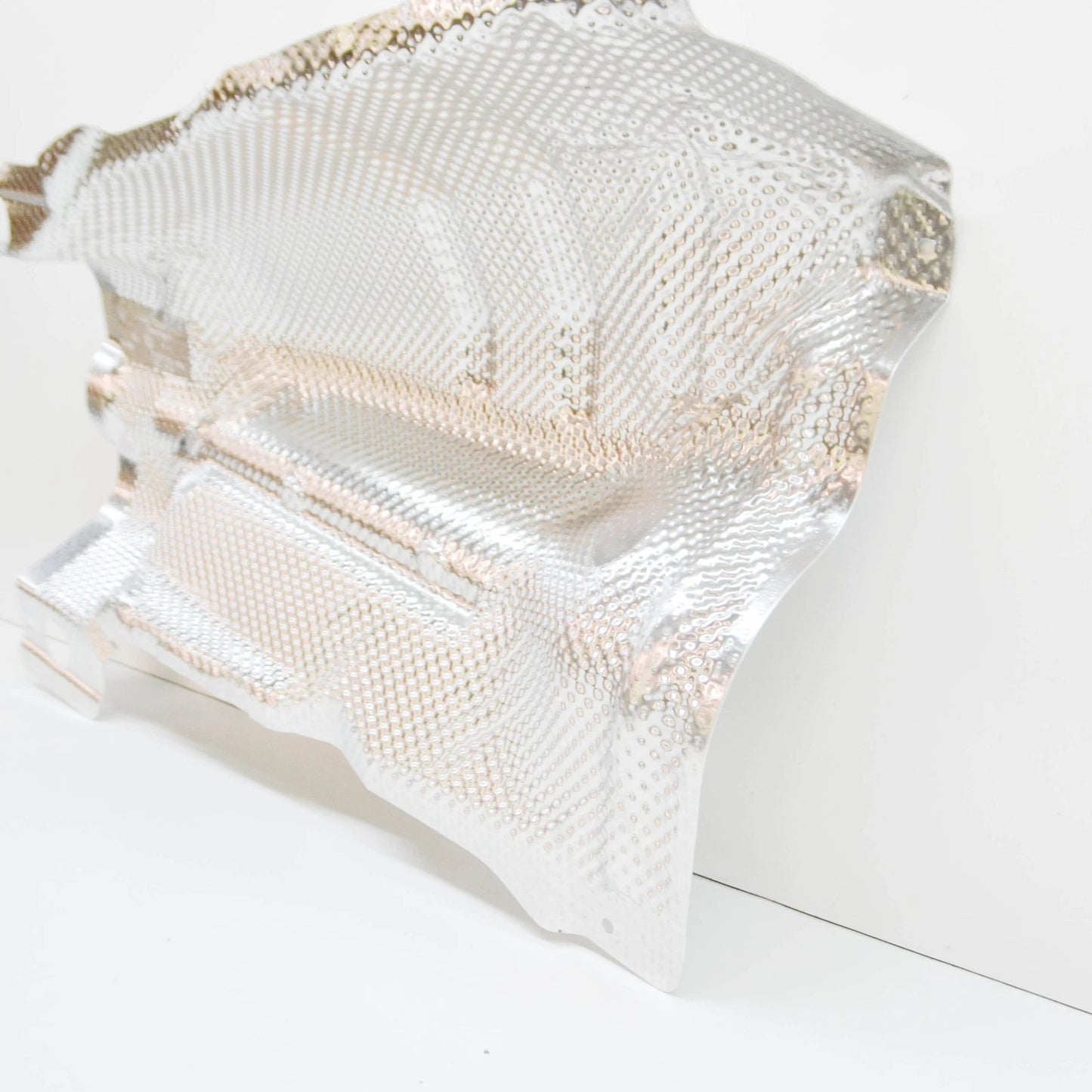 NEW BMW 3 E90 FUEL TANK HEAT INSULATION 51717117372 7117372 ORIGINAL