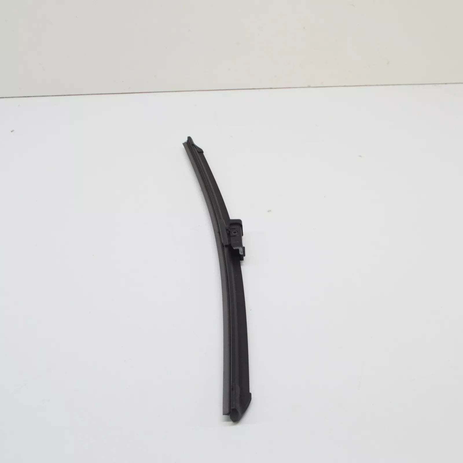 NEW VW SHARAN 7N FRONT WINDSCREEN WIPER BLADE SET 7N1998002 LHD