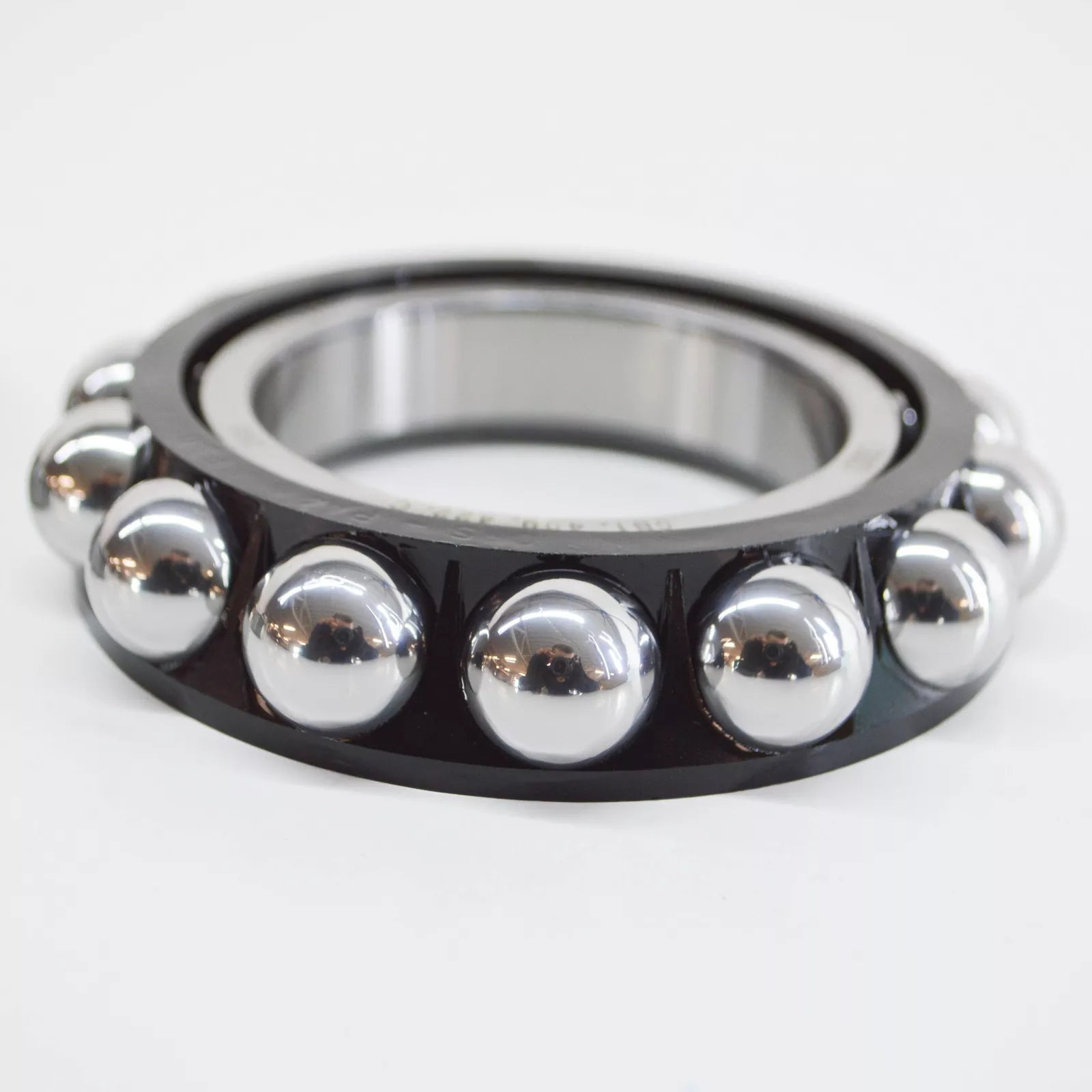 NEW AUDI A4 B8 FRONT DIFFERENTIAL RIGHT TAPER ROLLER BEARING 0B1409422D ORIGINAL