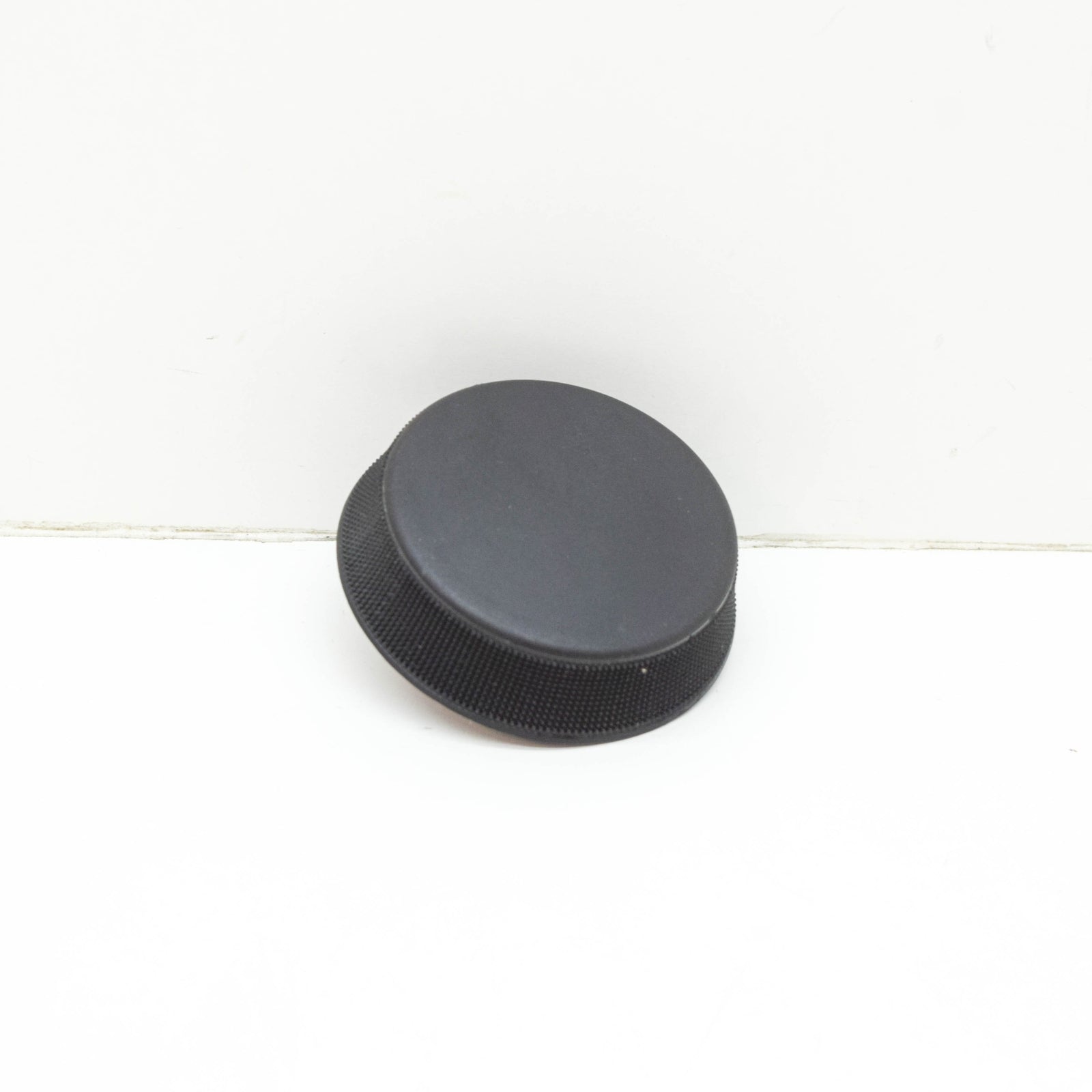 NEW MERCEDES-BENZ C W204 FRONT SEAT HANDWHEEL A20491900889051 ORIGINAL