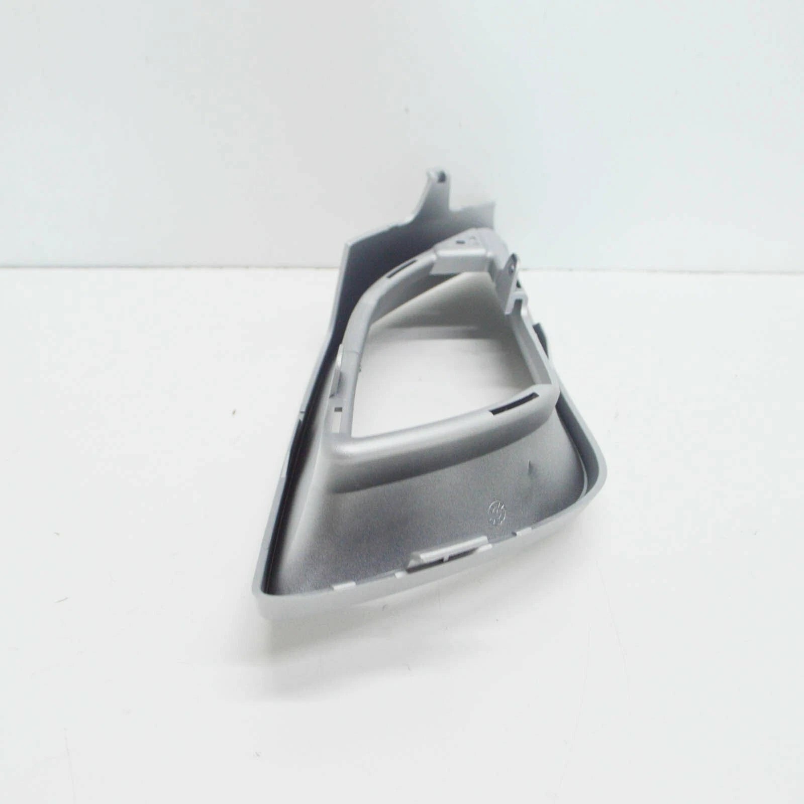 NEW MB R W251 FRONT BUMPER FOG LIGHT COVER LEFT TRIM A2518851923 ORIGINAL