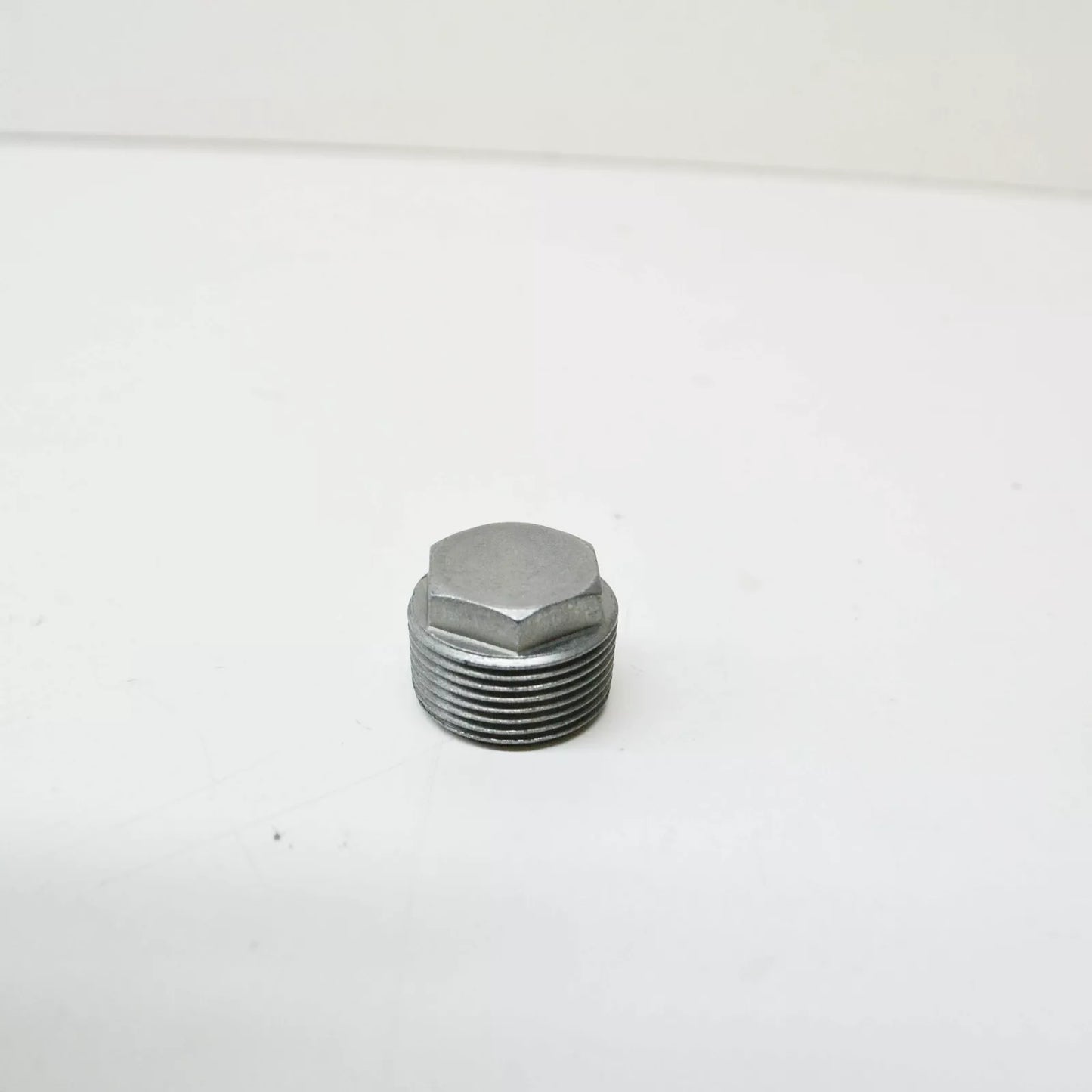 NEW MERCEDES-BENZ C W205 REAR AXLE SCREW PLUG A0019902317 ORIGINAL