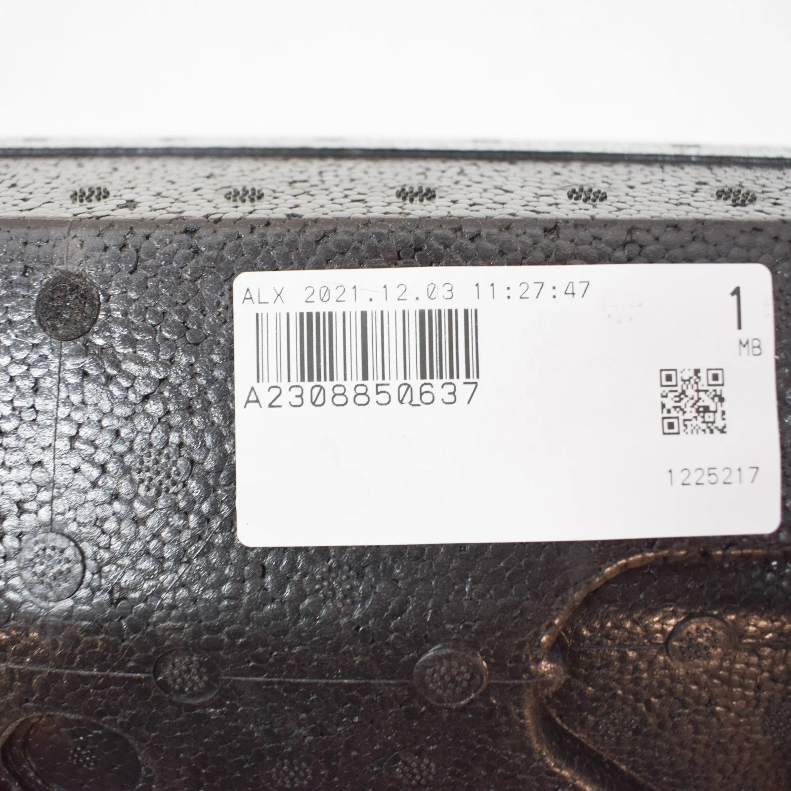 NEW MERCEDES-BENZ SL R230 FRONT BUMPER REINFORCEMENT FOAM A2308850637 ORIGINAL