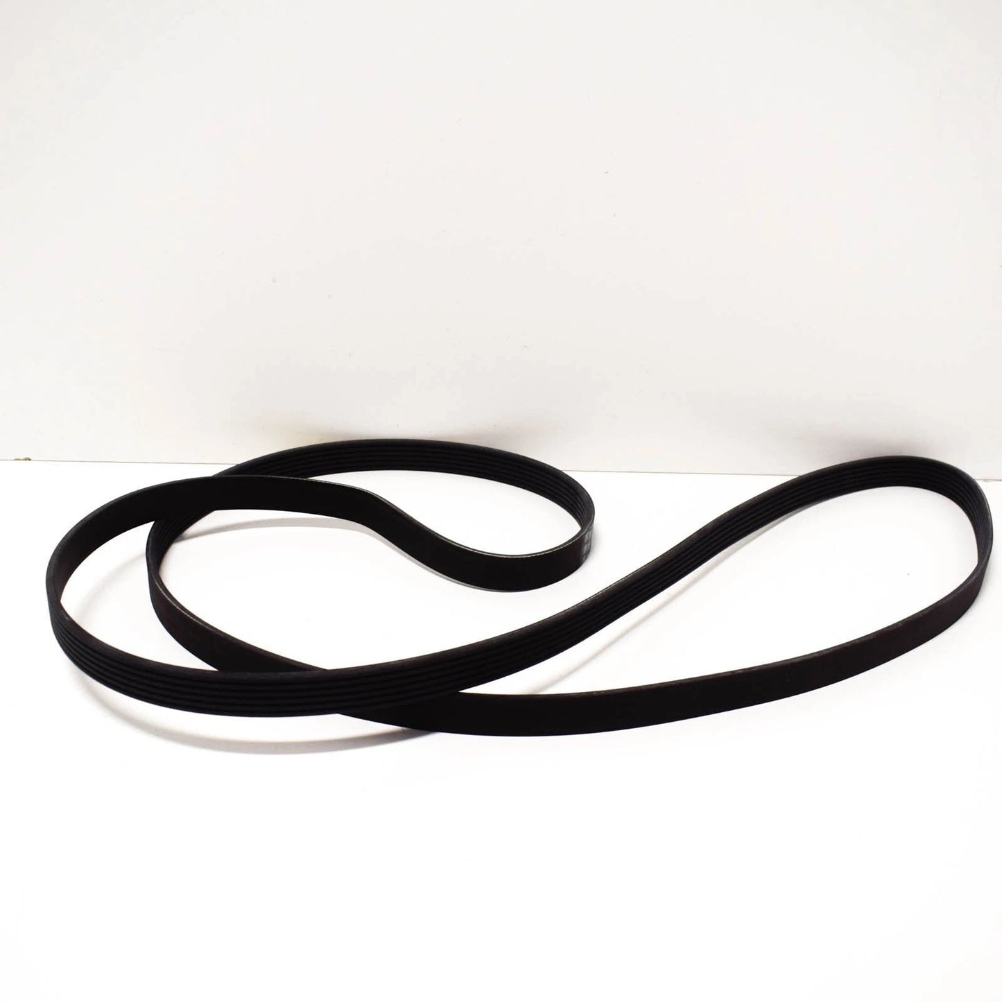 NEW MERCEDES-BENZ VITO W639 V-RIBBED BELT A0029933296