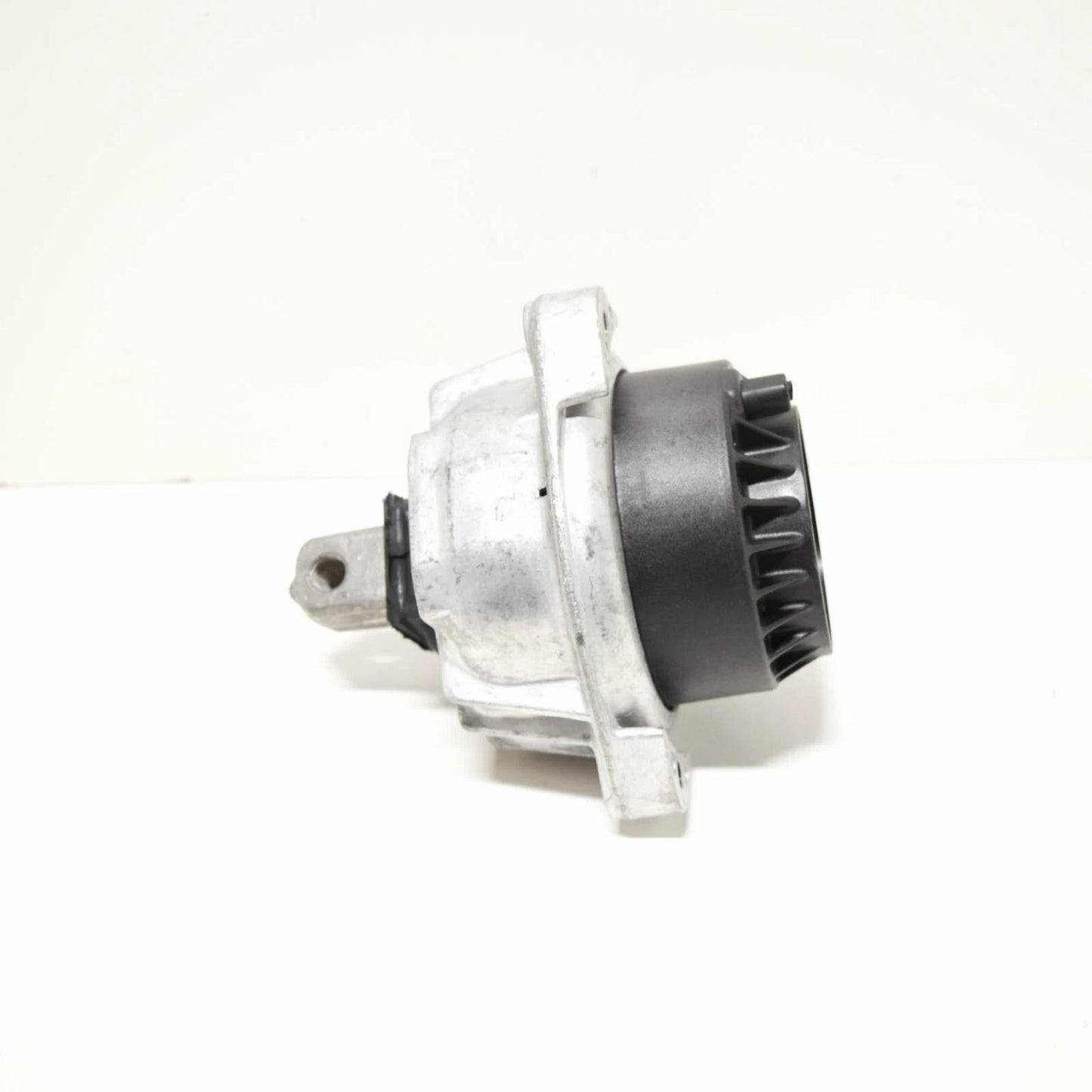 NEW BMW 5 GRAN TURISMO F07 RIGHT SIDE ENGINE MOUNT 22116777382 ORIGINAL