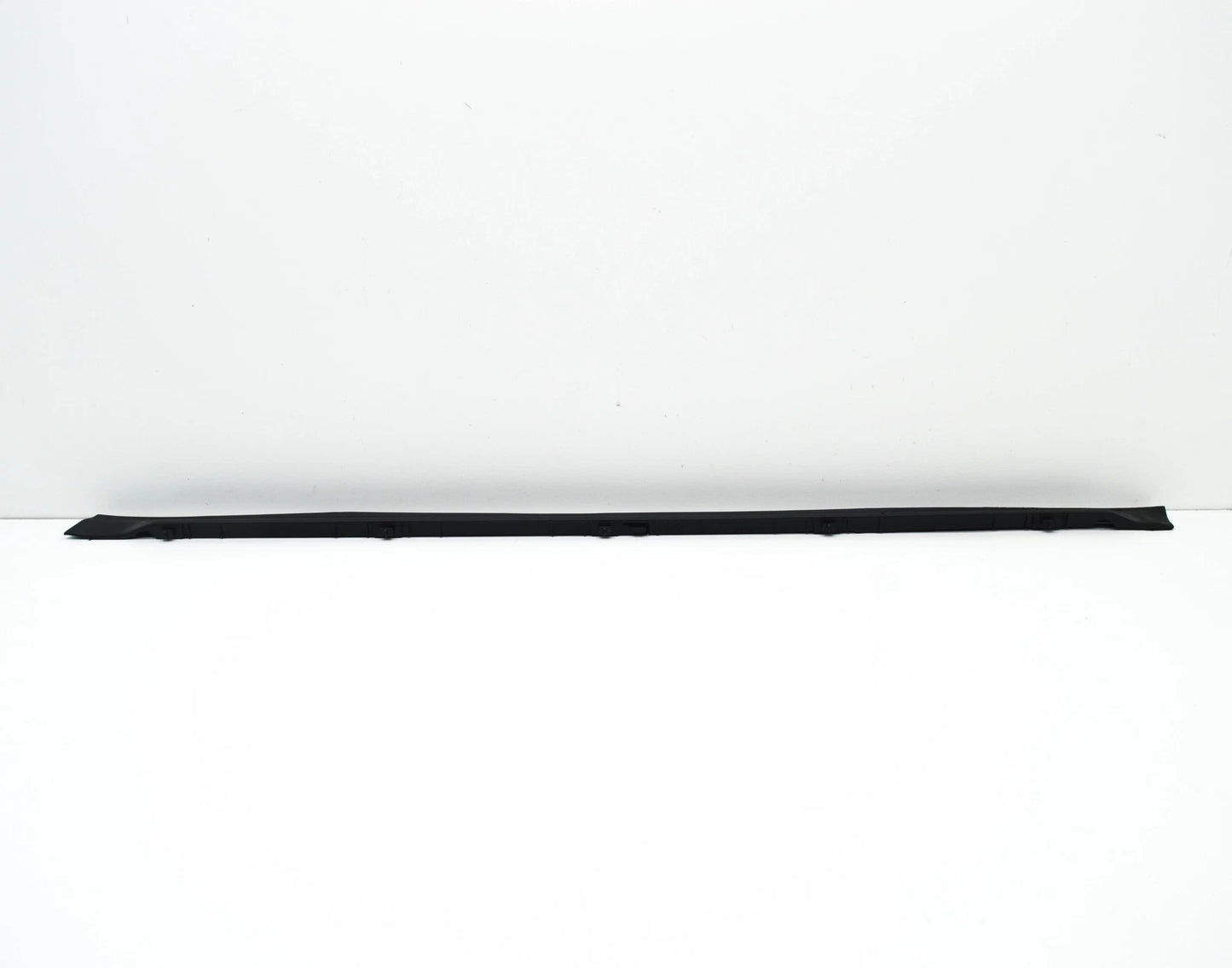 NEW MERCEDES-BENZ GLS X166 REAR LEFT DOOR PROTECTIVE STRIP A1666980762 ORIGINAL