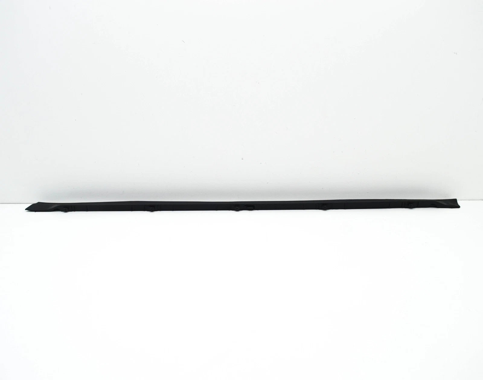 NEW MERCEDES-BENZ GLS X166 REAR LEFT DOOR PROTECTIVE STRIP A1666980762 ORIGINAL