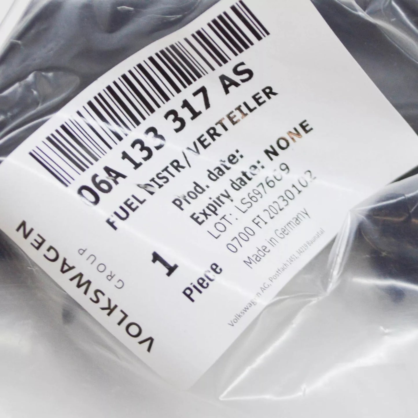 NEW VOLKSWAGEN CADDY 2K MK3 FUEL RAIL 06A133317AS ORIGINAL