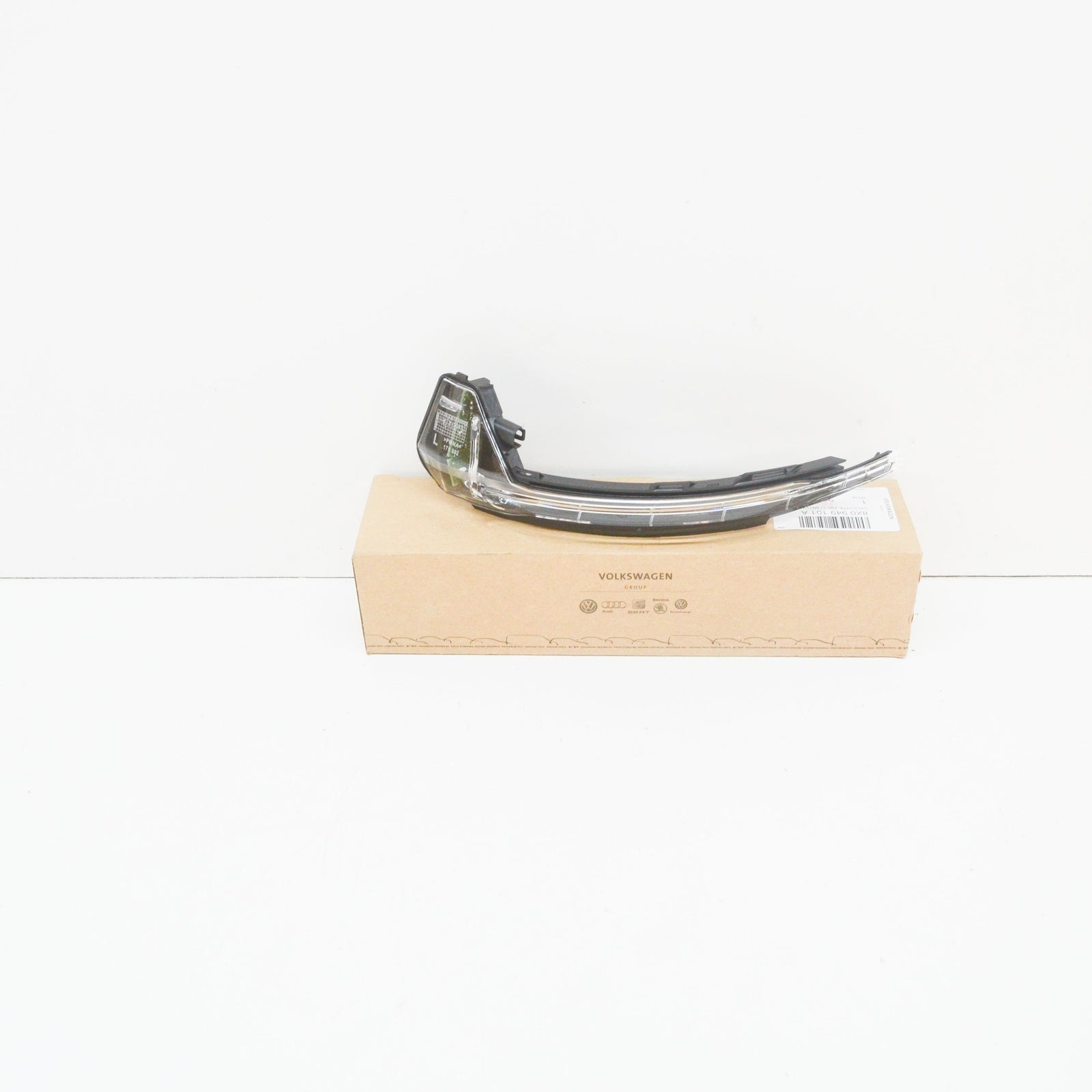 NEW AUDI A1 SPORTBACK 8XA LEFT MIRROR TURN SIGNAL INDICATOR 8X0949101A ORIGINAL