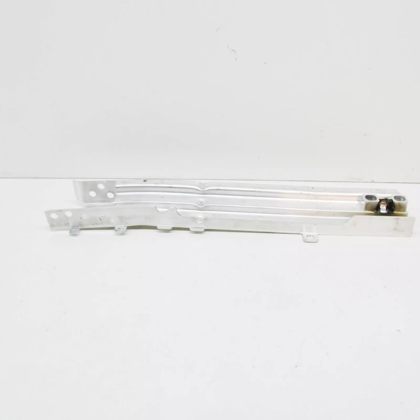 NEW BMW 2 F45 FRONT BUMPER RIGHT LOWER ADAPTER 51117301604 7301604 2015 ORIGINAL