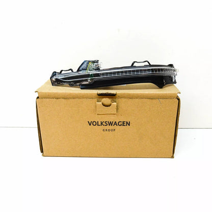 NEW AUDI Q5 80A FRONT LEFT DOOR MIRROR TURN INDICATOR 80A949101