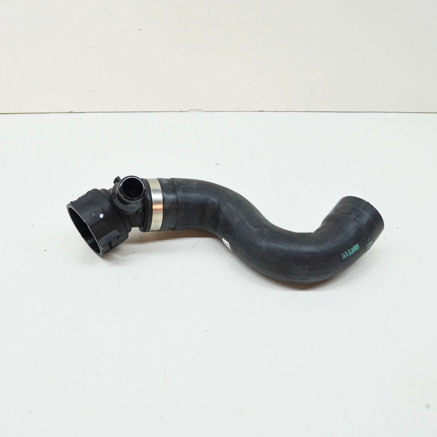 NEW BMW 7 G11 G12 RIGHT WATER COOLANT RADIATOR HOSE 17128602665 ORIGINAL