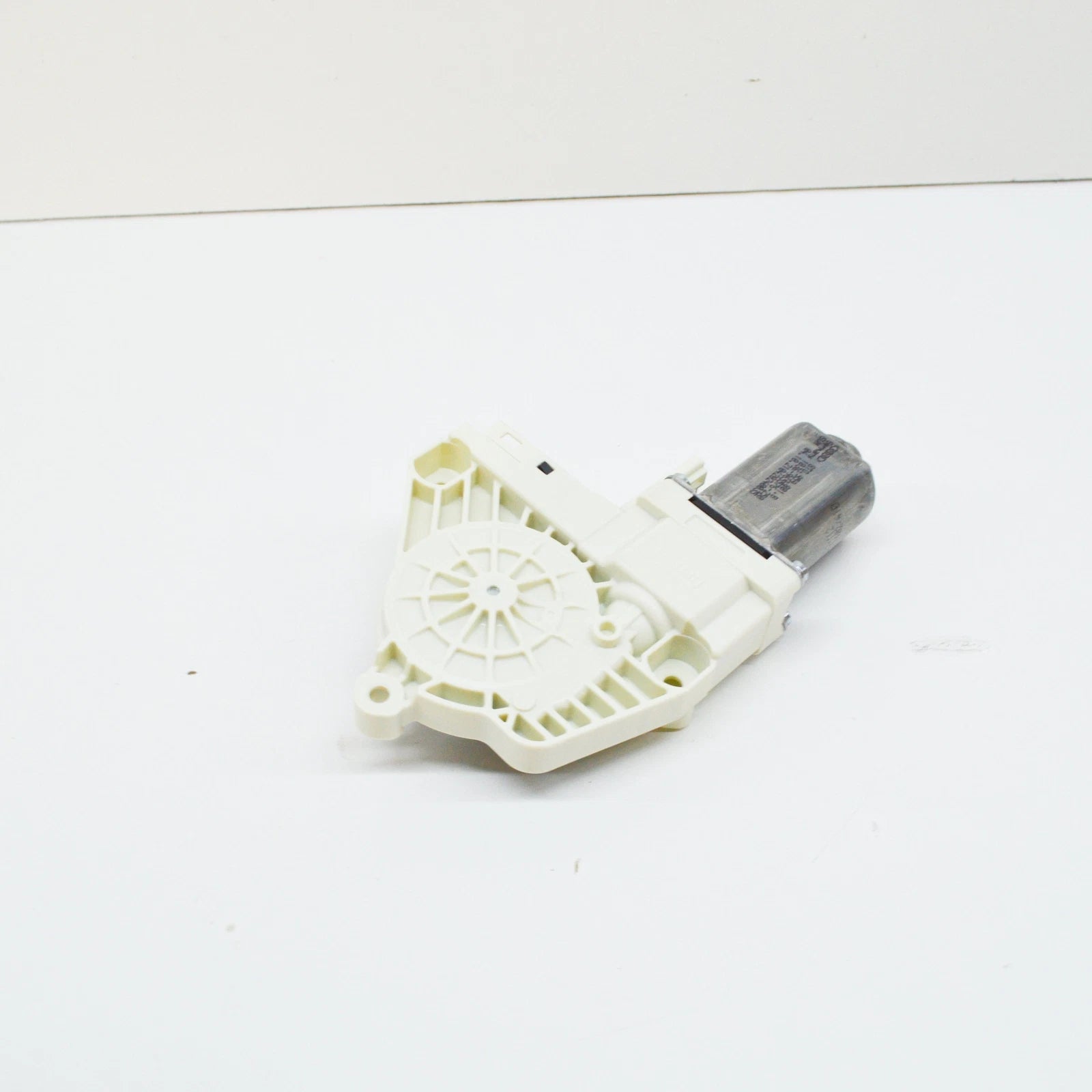 NEW AUDI A4 B8 FRONT LEFT DOOR WINDOW REGULATOR MOTOR 8T0959801B