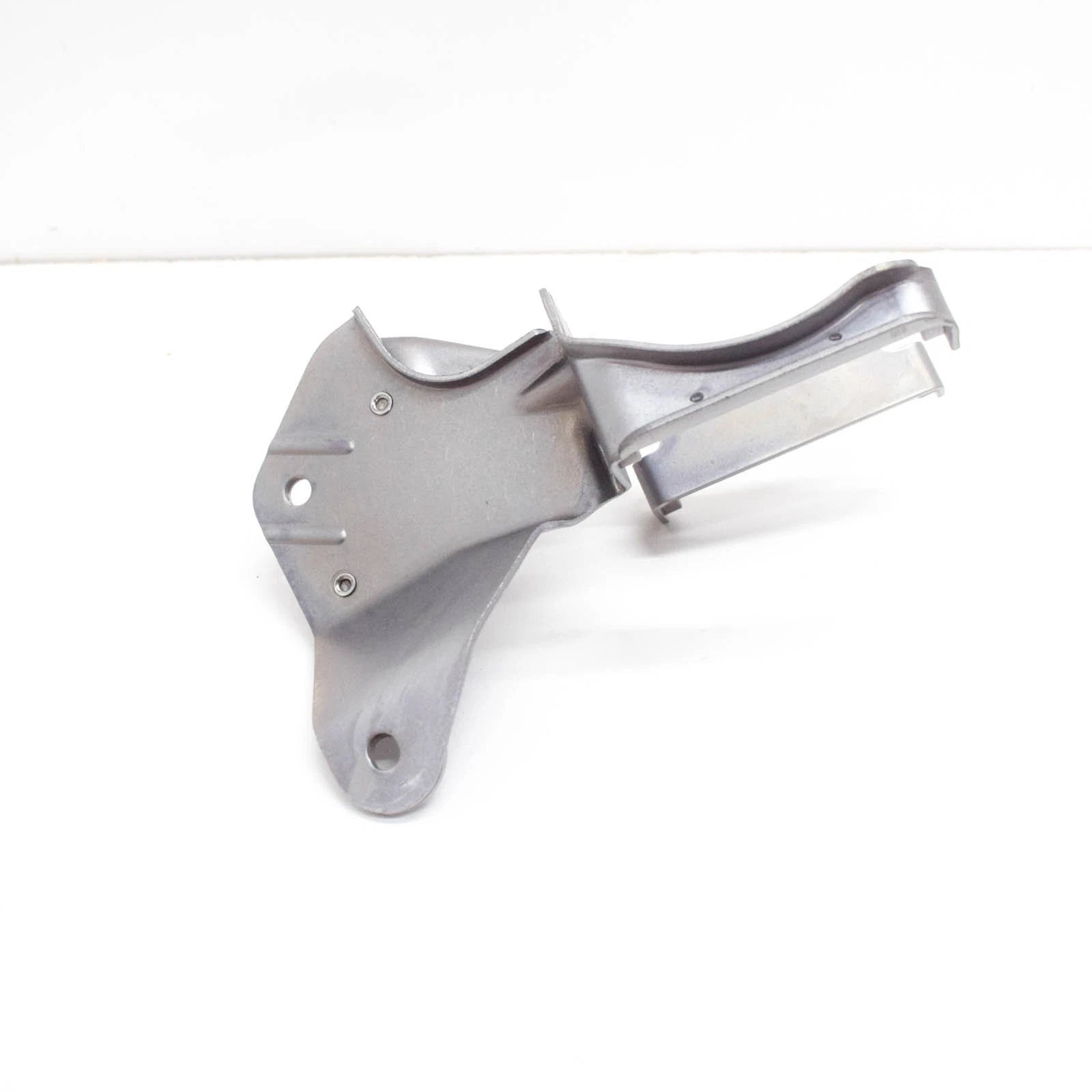 NEW BMW E46 330D 330XD FUEL RADIATOR BRACKET MOUNT 7792138 13327792138 ORIGINAL