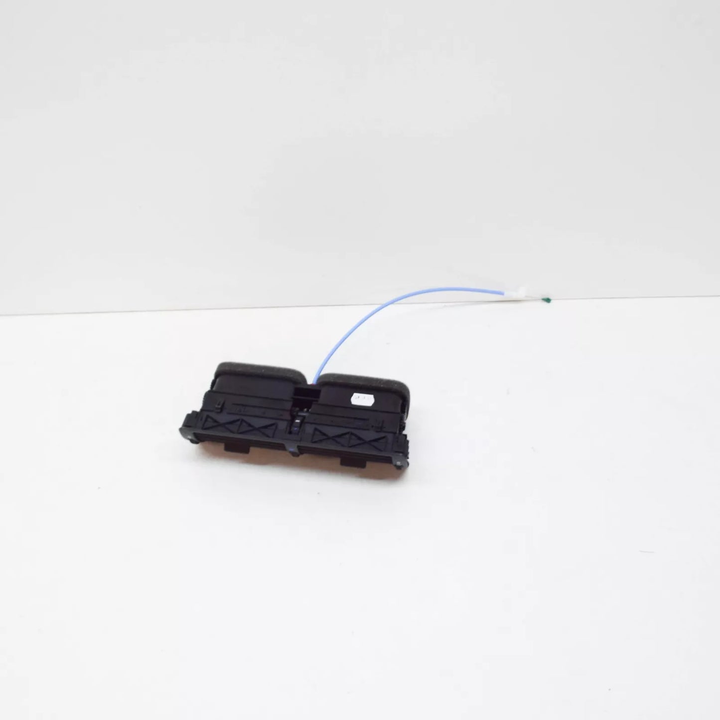 NEW BMW 5 E39 CENTER BLACK DASHBOARD AIR VENT 64228364021 ORIGINAL